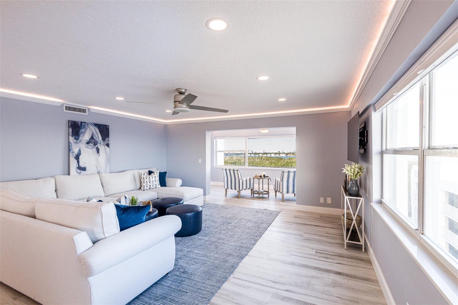 Listing photo id 6 for 1750 Benjamin Franklin Drive 10g