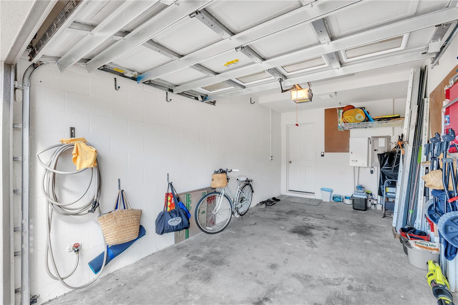 Image 27 of 34 For 7250 Hamilton Road 7250