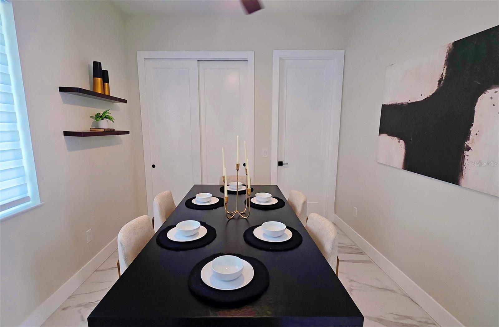 Image 22 of 95 For 1156 Cocoanut Avenue