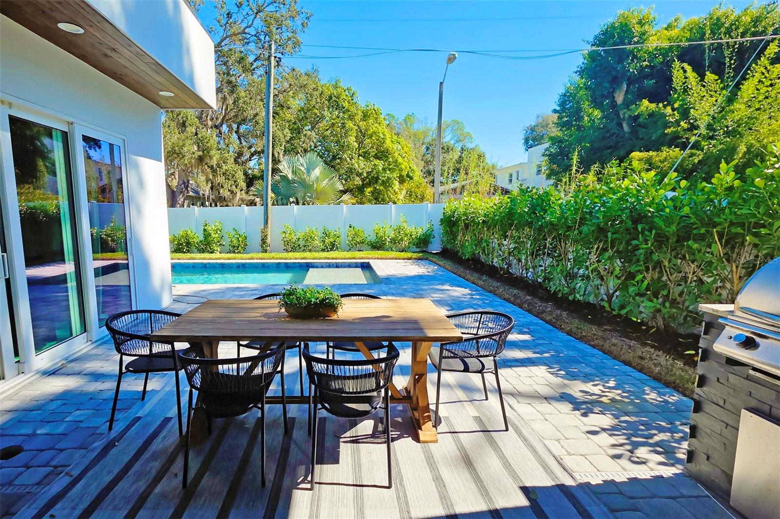 Image 38 of 95 For 1156 Cocoanut Avenue