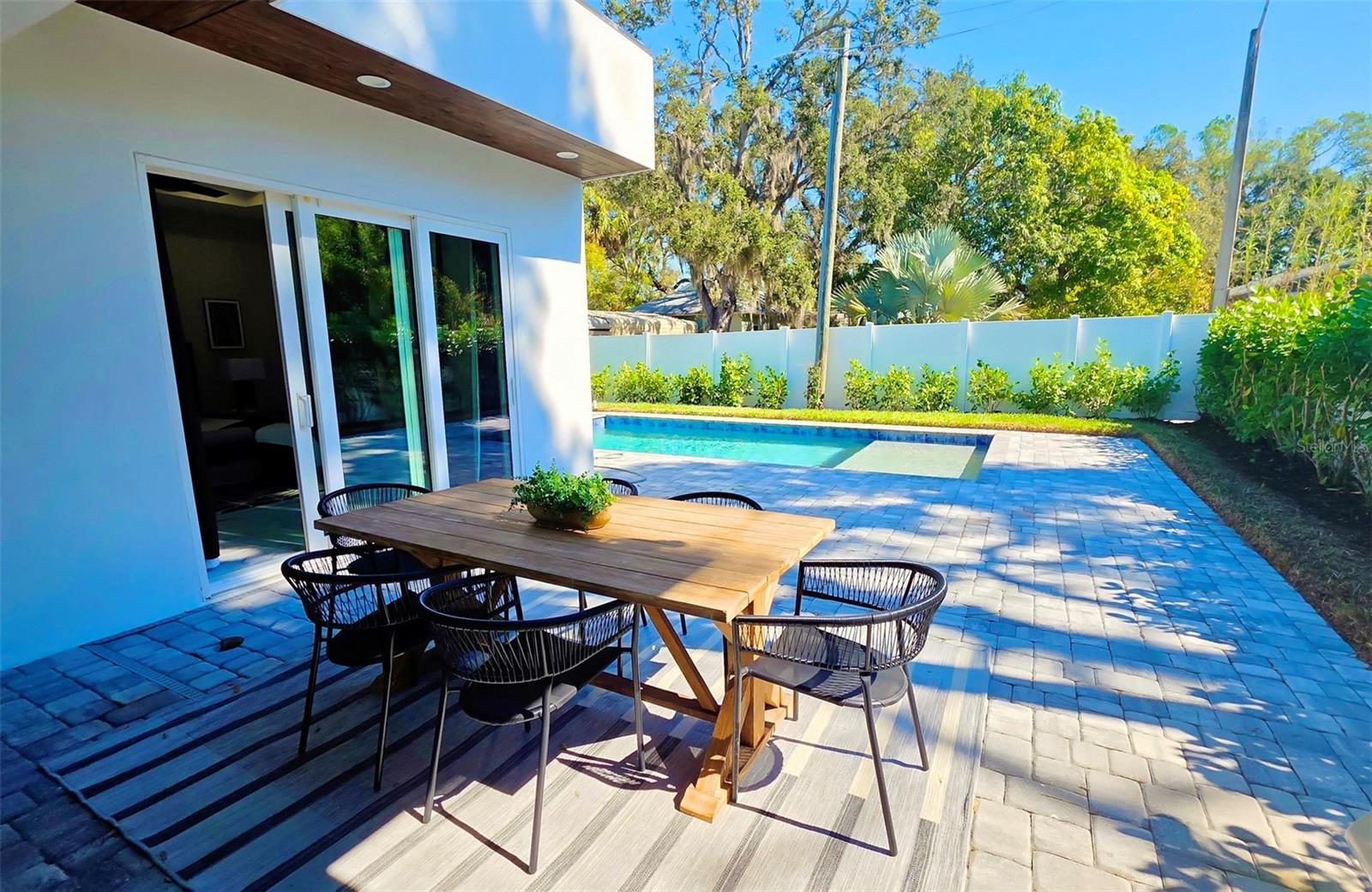 Image 41 of 95 For 1156 Cocoanut Avenue