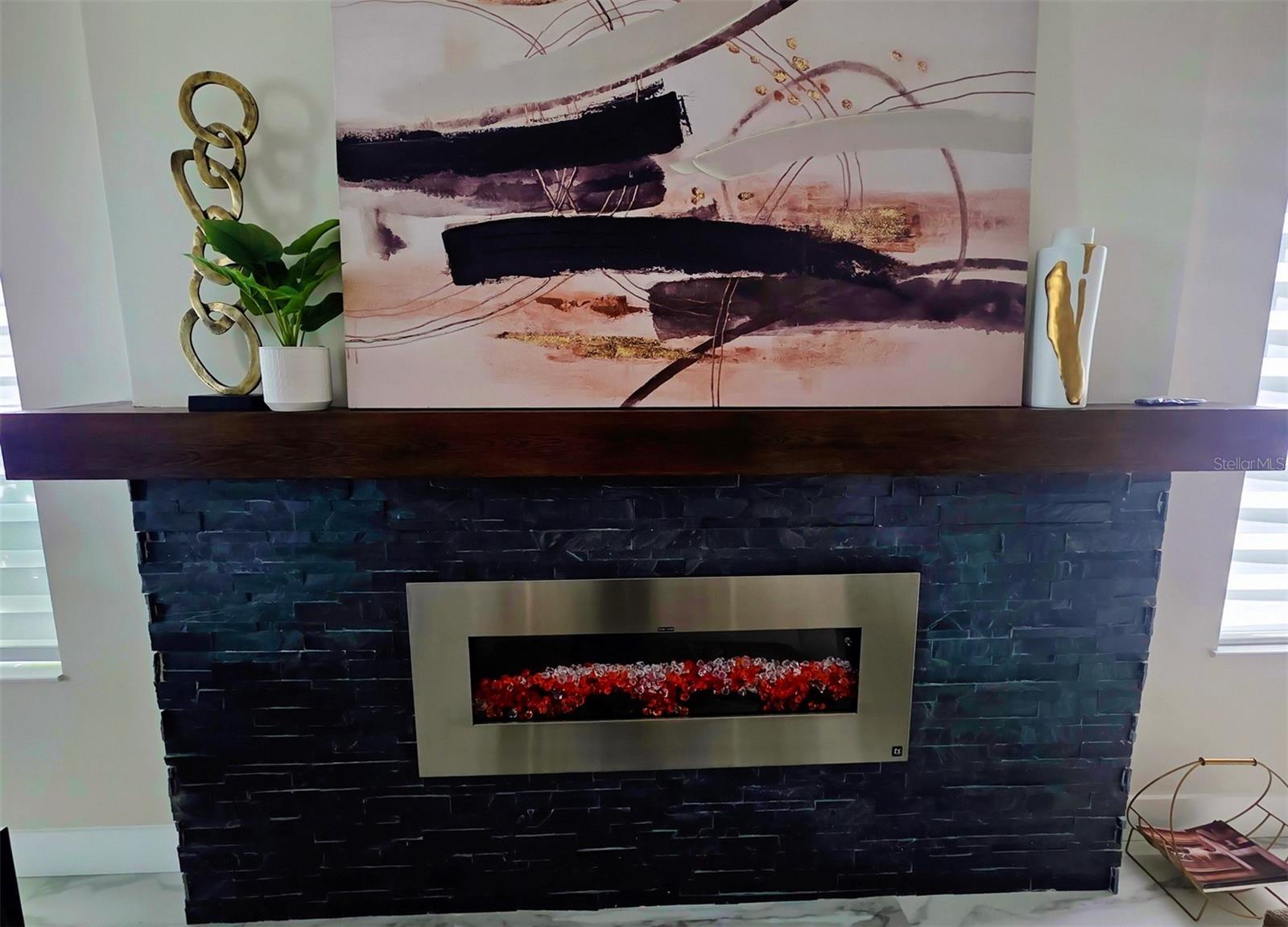 Image 7 of 95 For 1156 Cocoanut Avenue