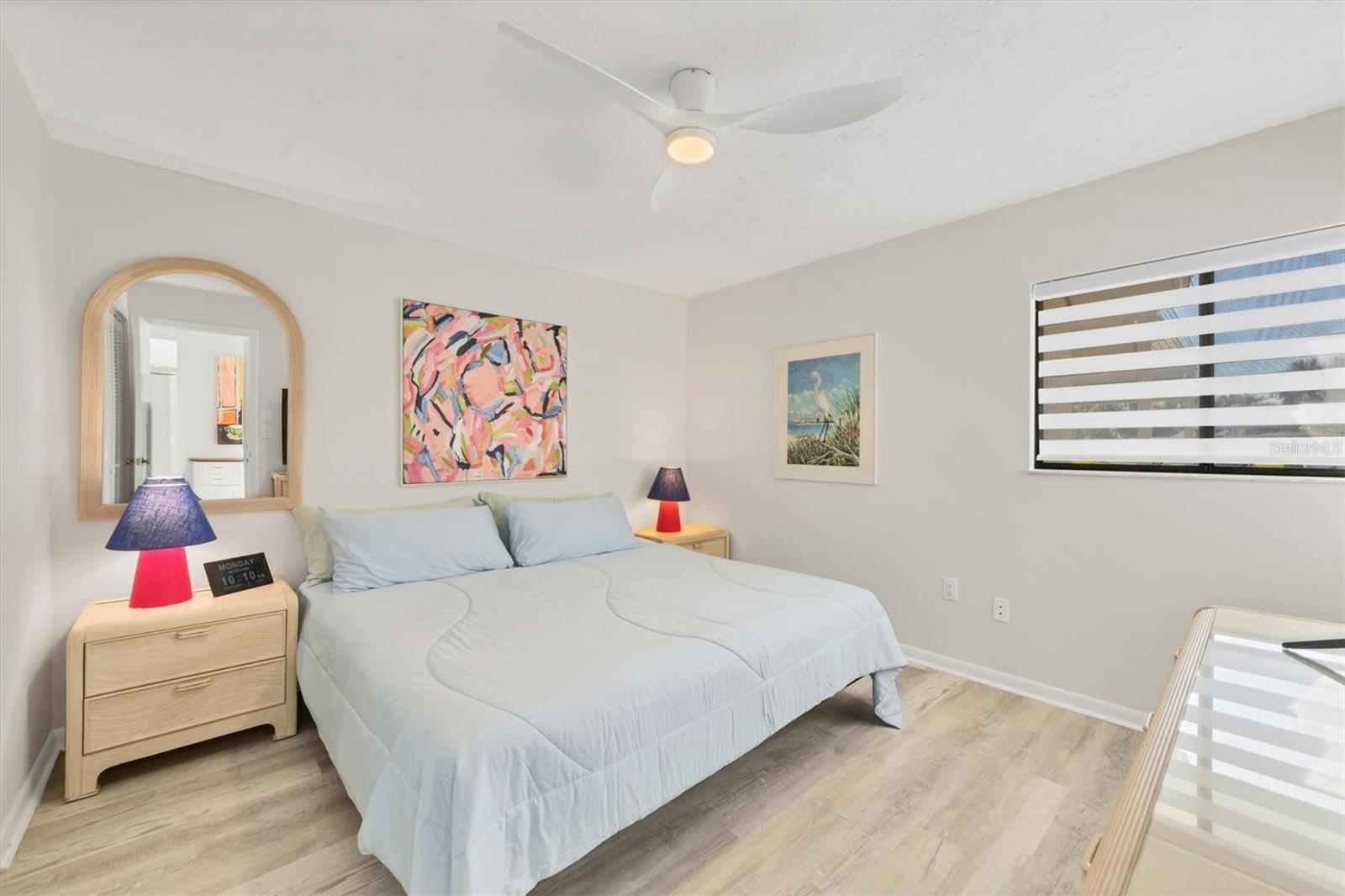 Image 25 of 74 For 5222 Myrtle Wood  9