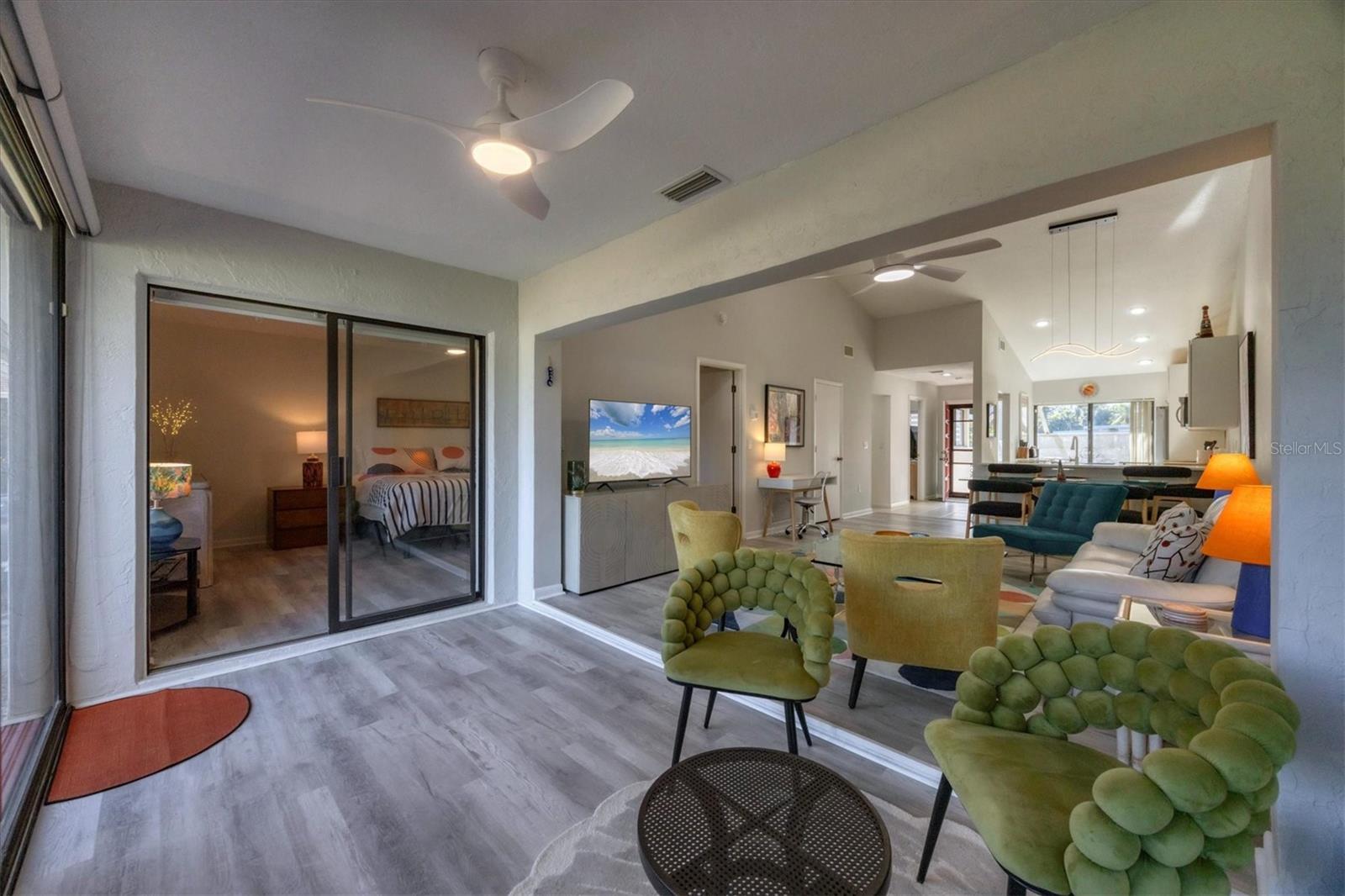 Image 30 of 74 For 5222 Myrtle Wood  9