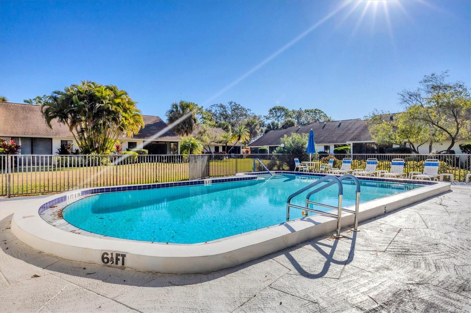 Image 38 of 74 For 5222 Myrtle Wood  9