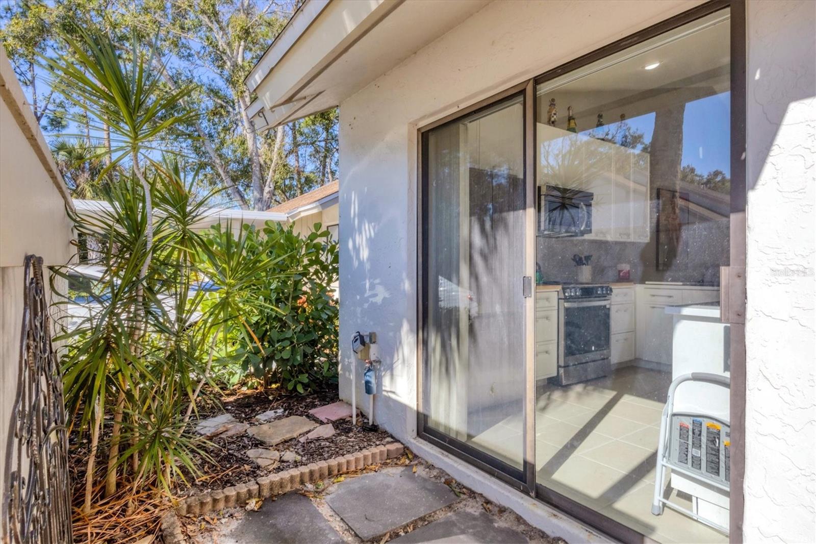 Image 4 of 74 For 5222 Myrtle Wood  9