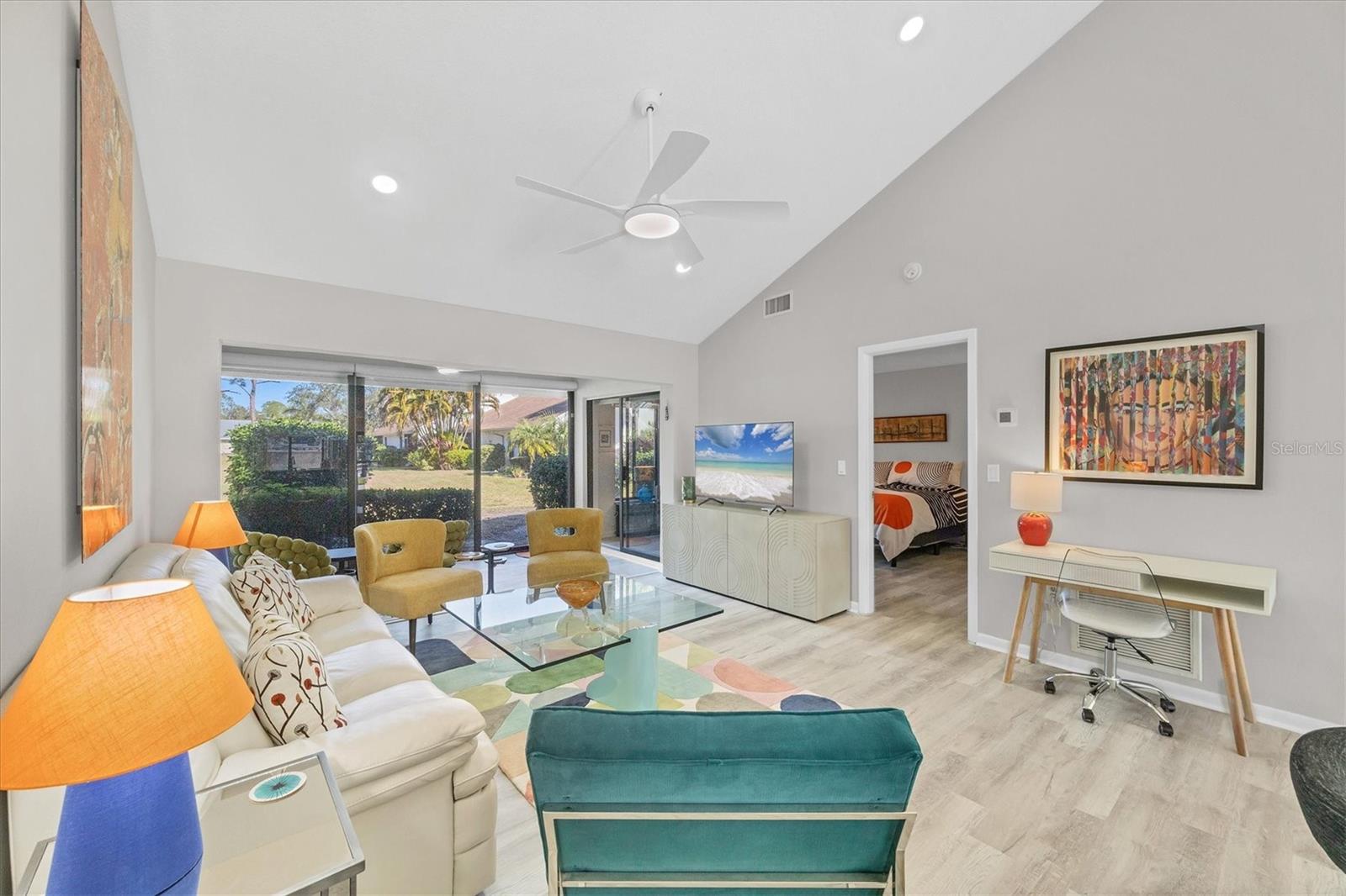 Image 6 of 74 For 5222 Myrtle Wood  9