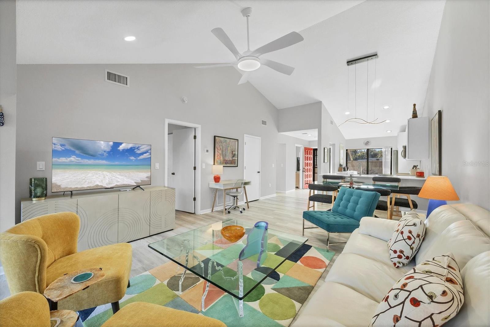 Image 9 of 74 For 5222 Myrtle Wood  9