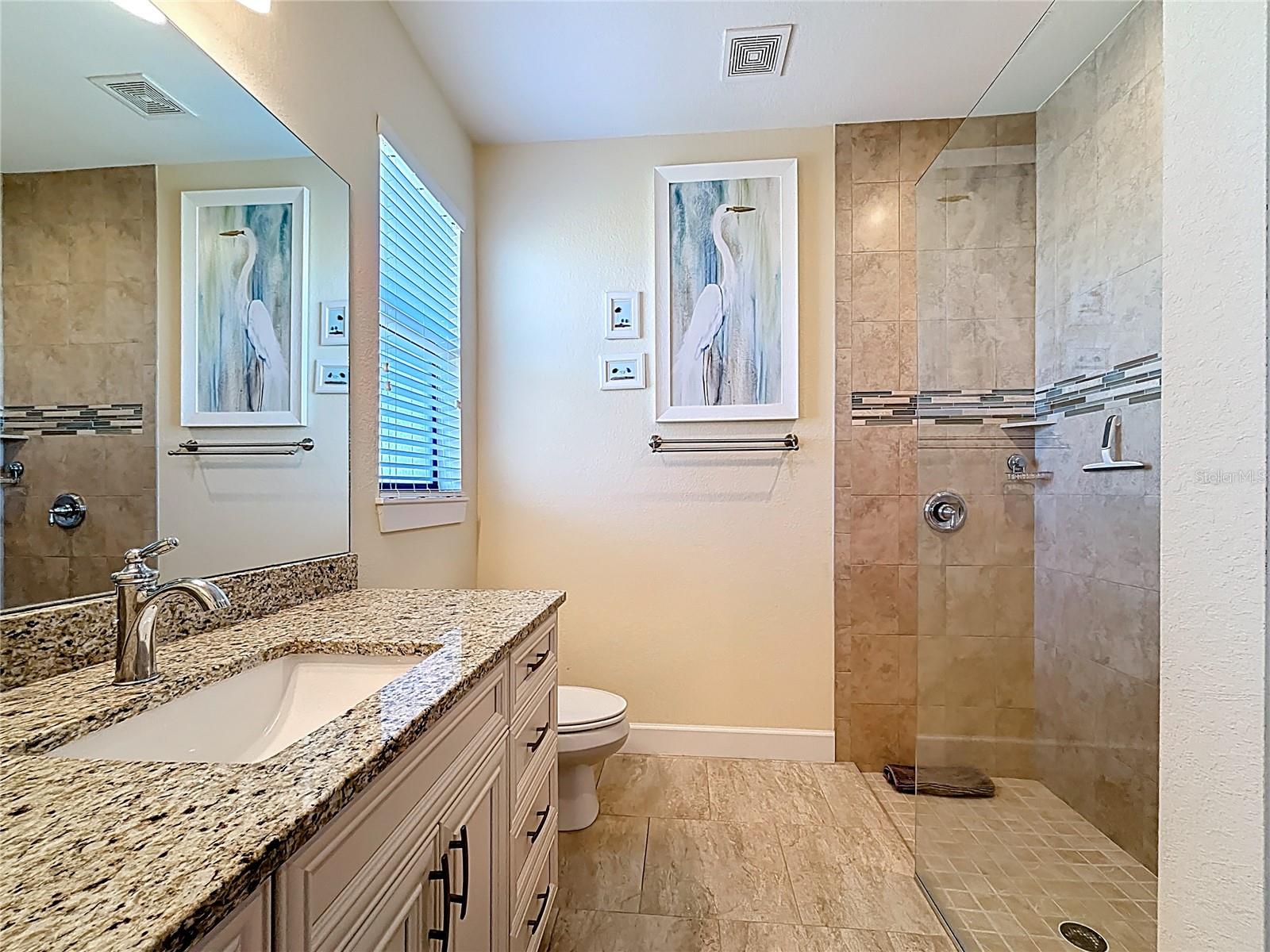 Image 35 of 59 For 350 Franca Street