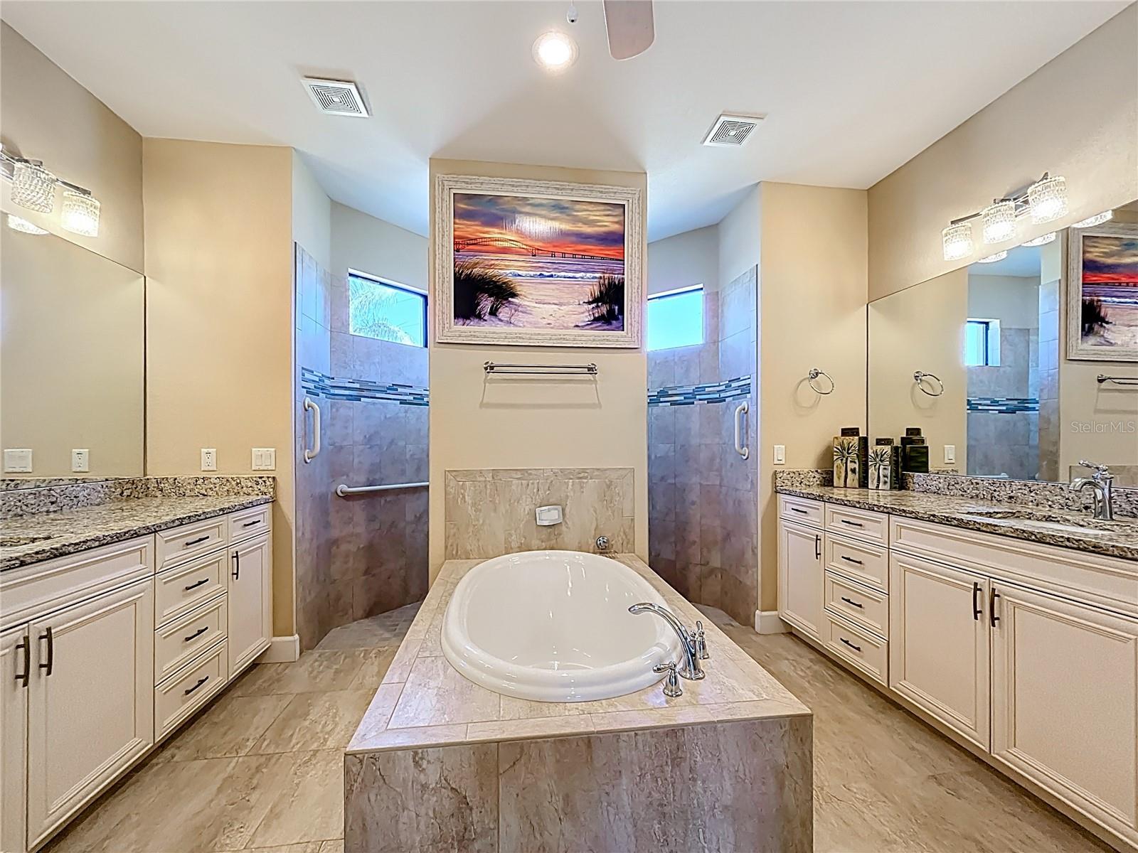 Image 8 of 59 For 350 Franca Street