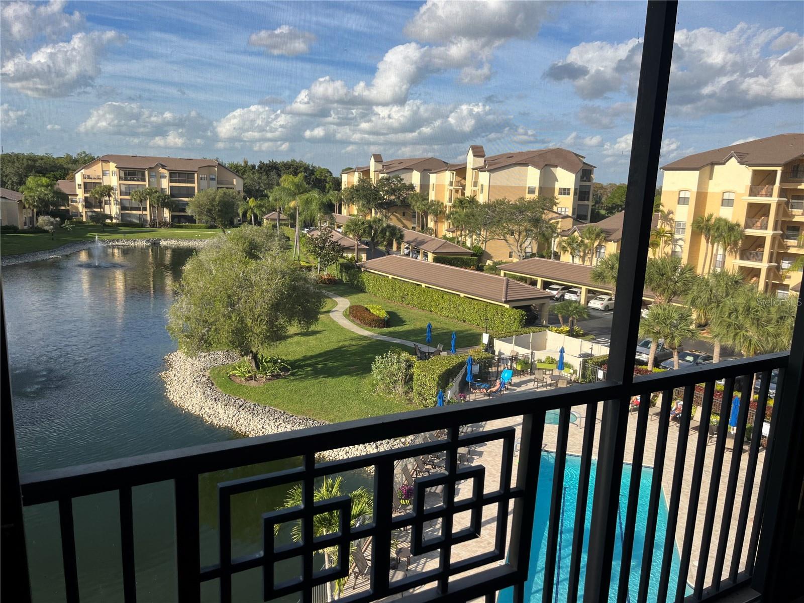 Image 12 of 38 For 155 Vintage Circle I404