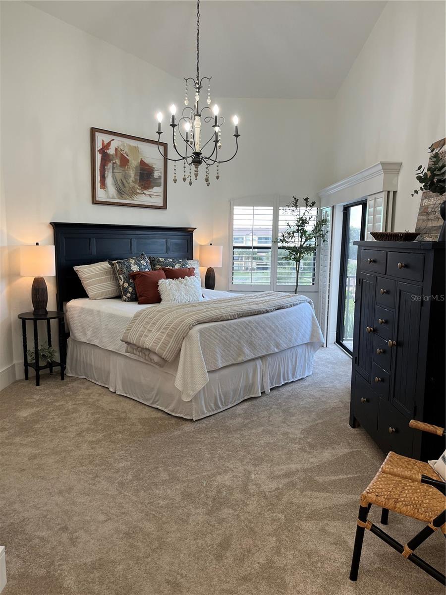 Image 21 of 38 For 155 Vintage Circle I404