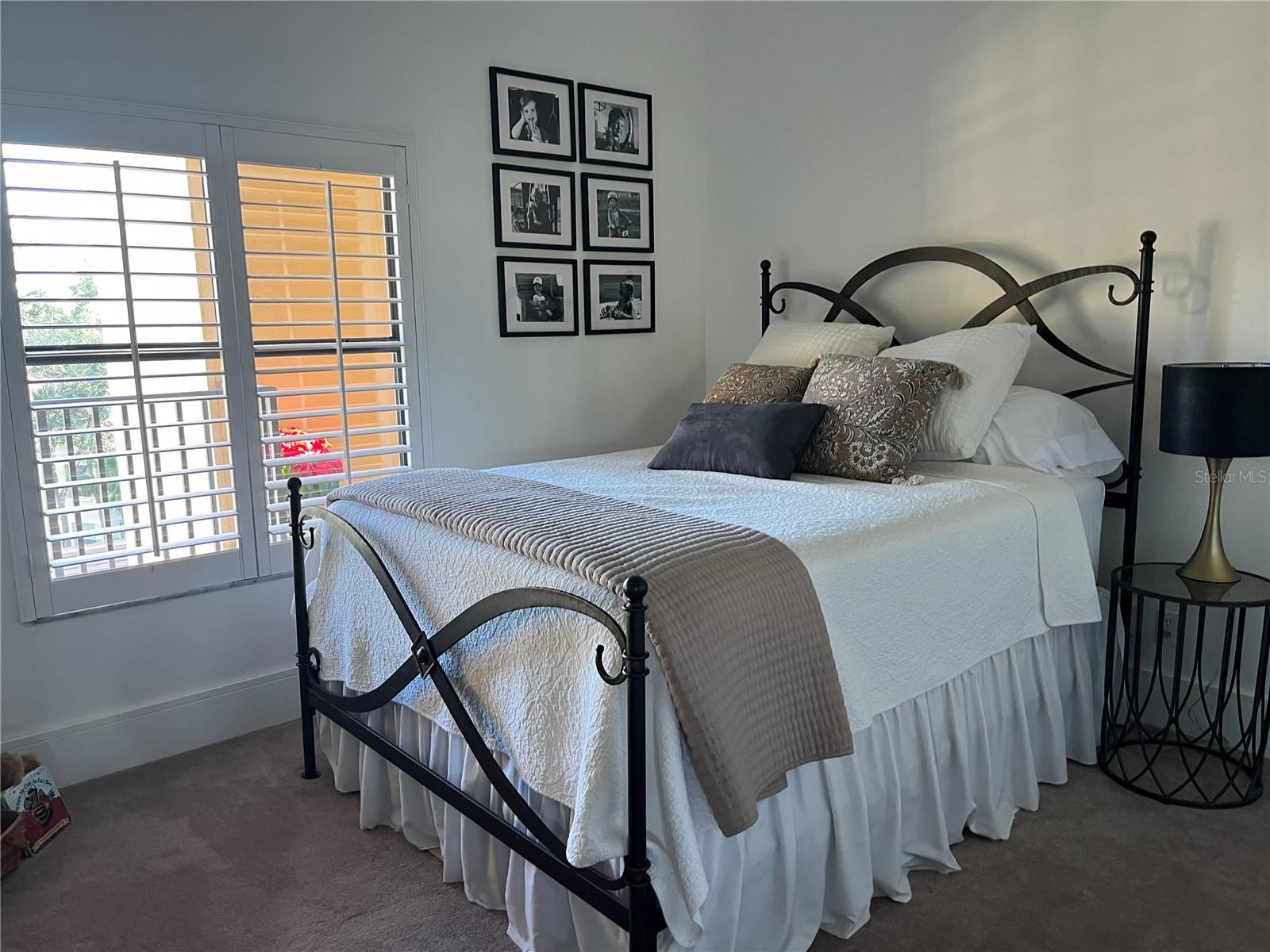 Image 27 of 38 For 155 Vintage Circle I404