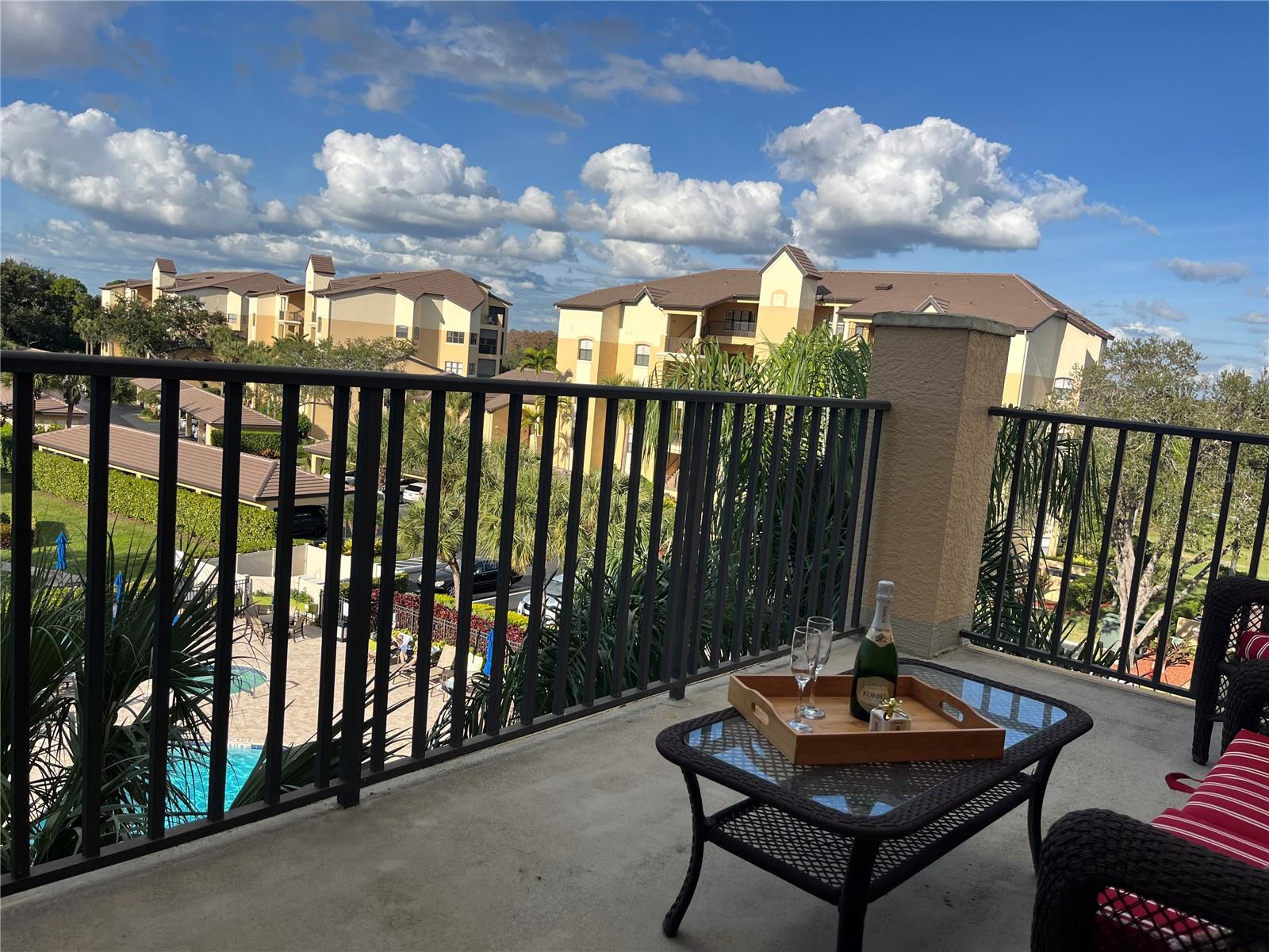 Image 33 of 38 For 155 Vintage Circle I404