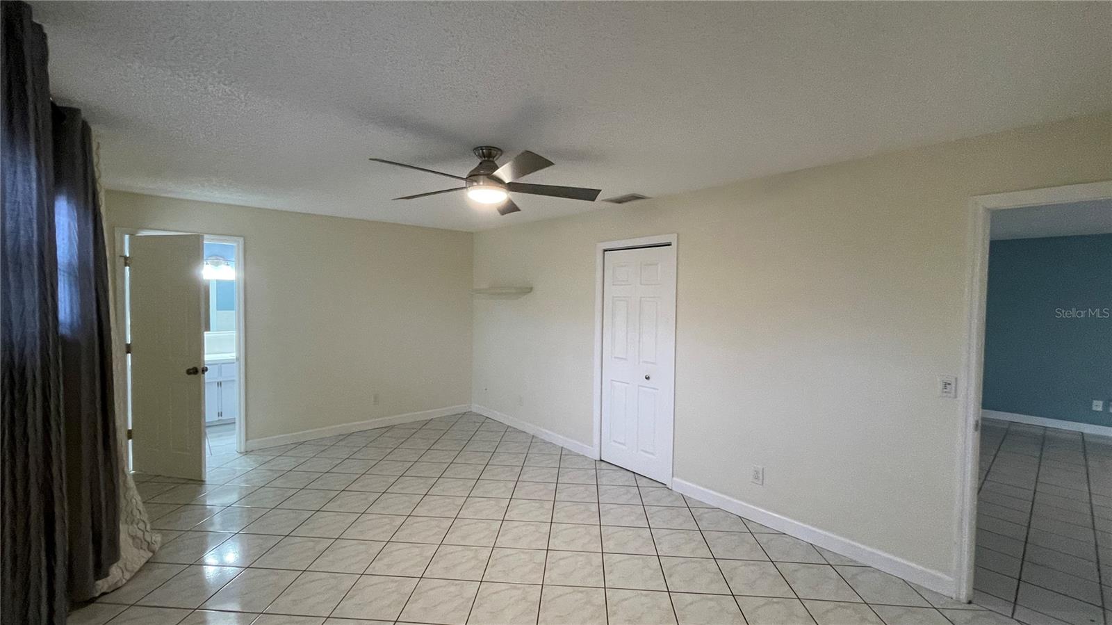 Image 14 of 33 For 6004 12th Avenue W