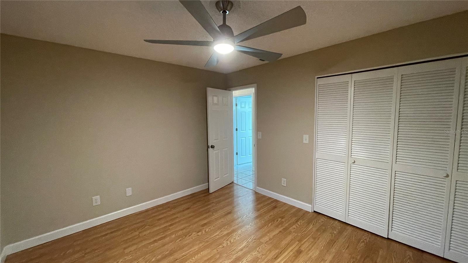 Image 19 of 33 For 6004 12th Avenue W