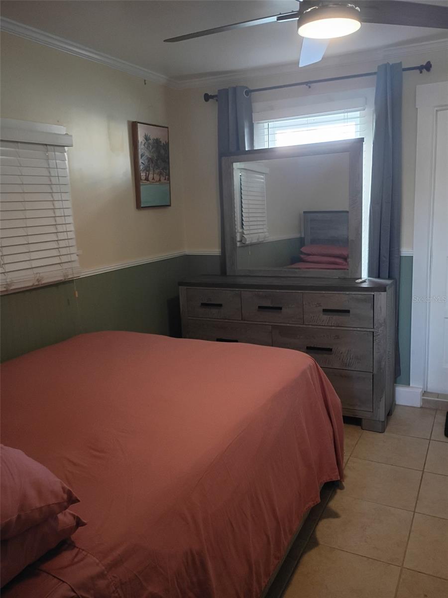 Image 5 of 15 For 1622 9th St  B