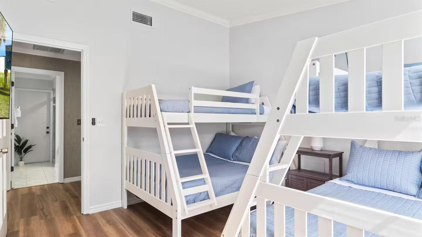 Image 26 of 42 For 1116 79th Street Nw