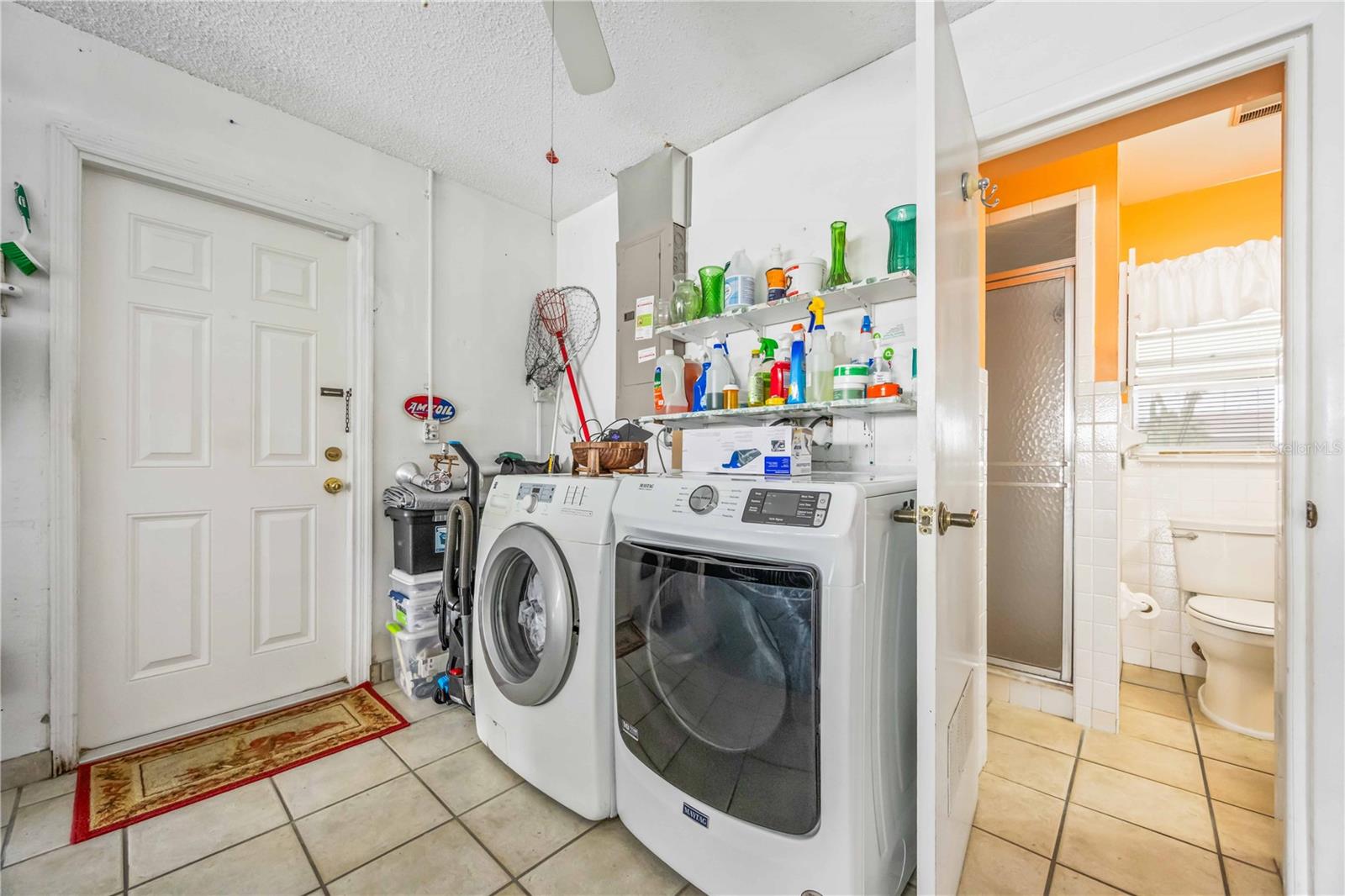 Image 20 of 31 For 3801 Chinaberry