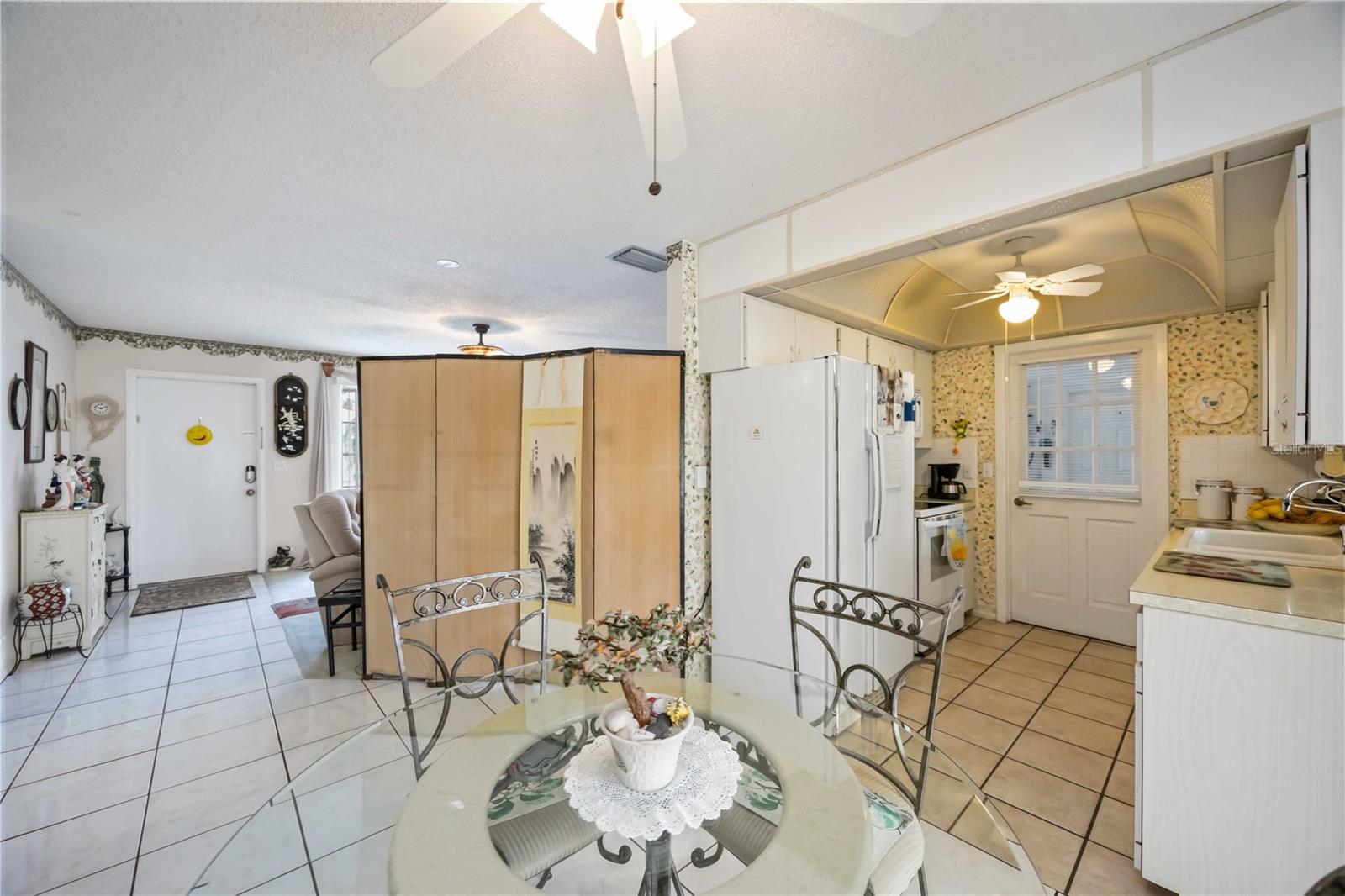 Image 7 of 31 For 3801 Chinaberry