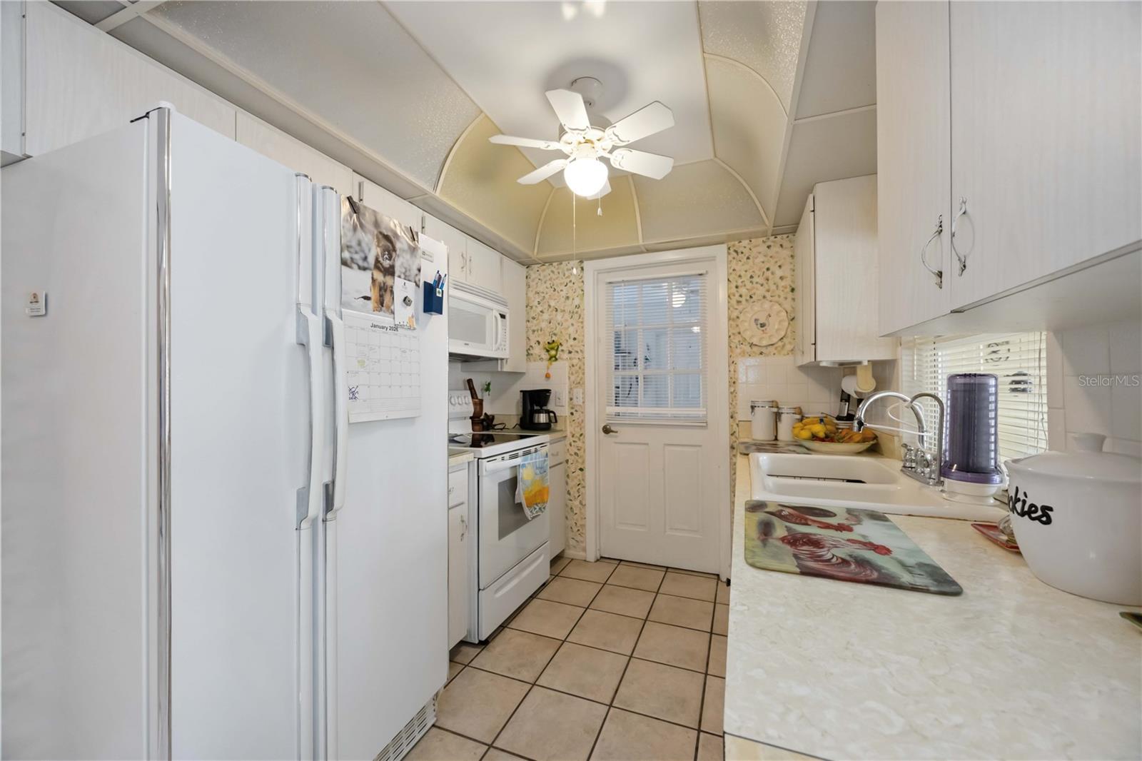 Image 8 of 31 For 3801 Chinaberry