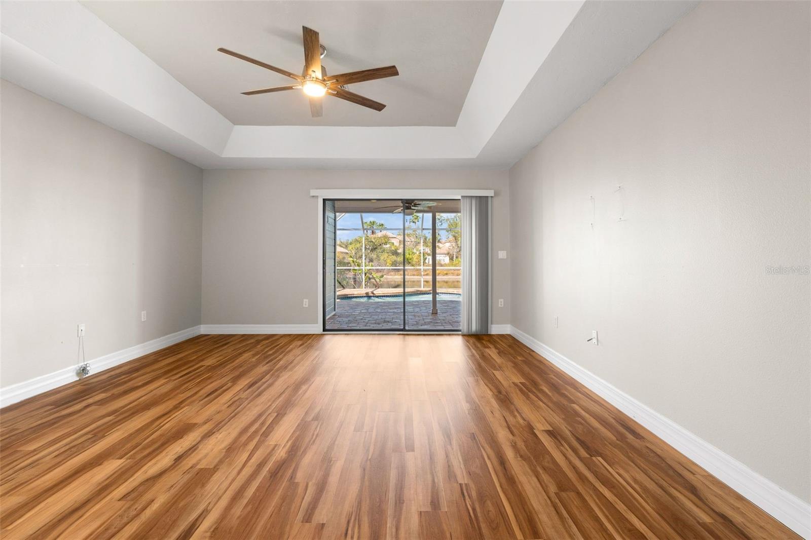 Image 21 of 60 For 5309 Gardens Drive