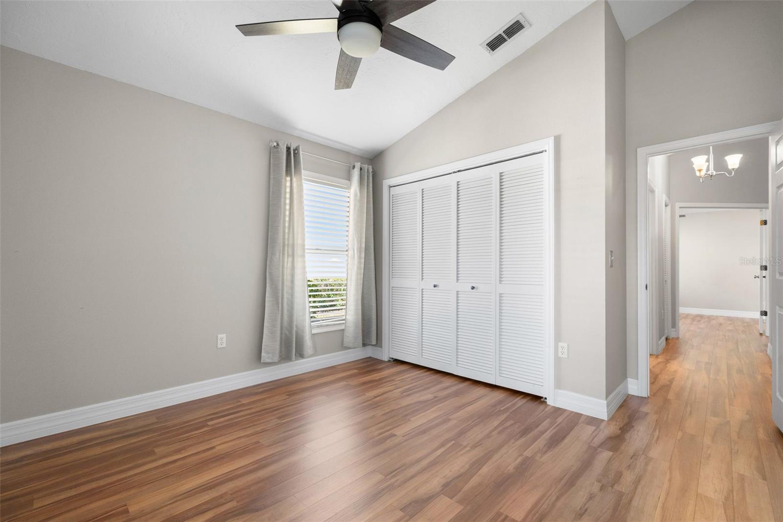 Image 28 of 60 For 5309 Gardens Drive