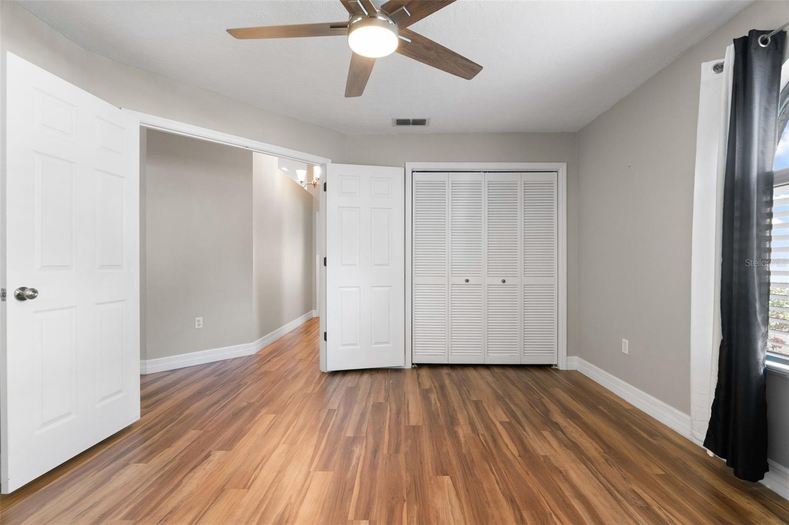 Image 33 of 60 For 5309 Gardens Drive