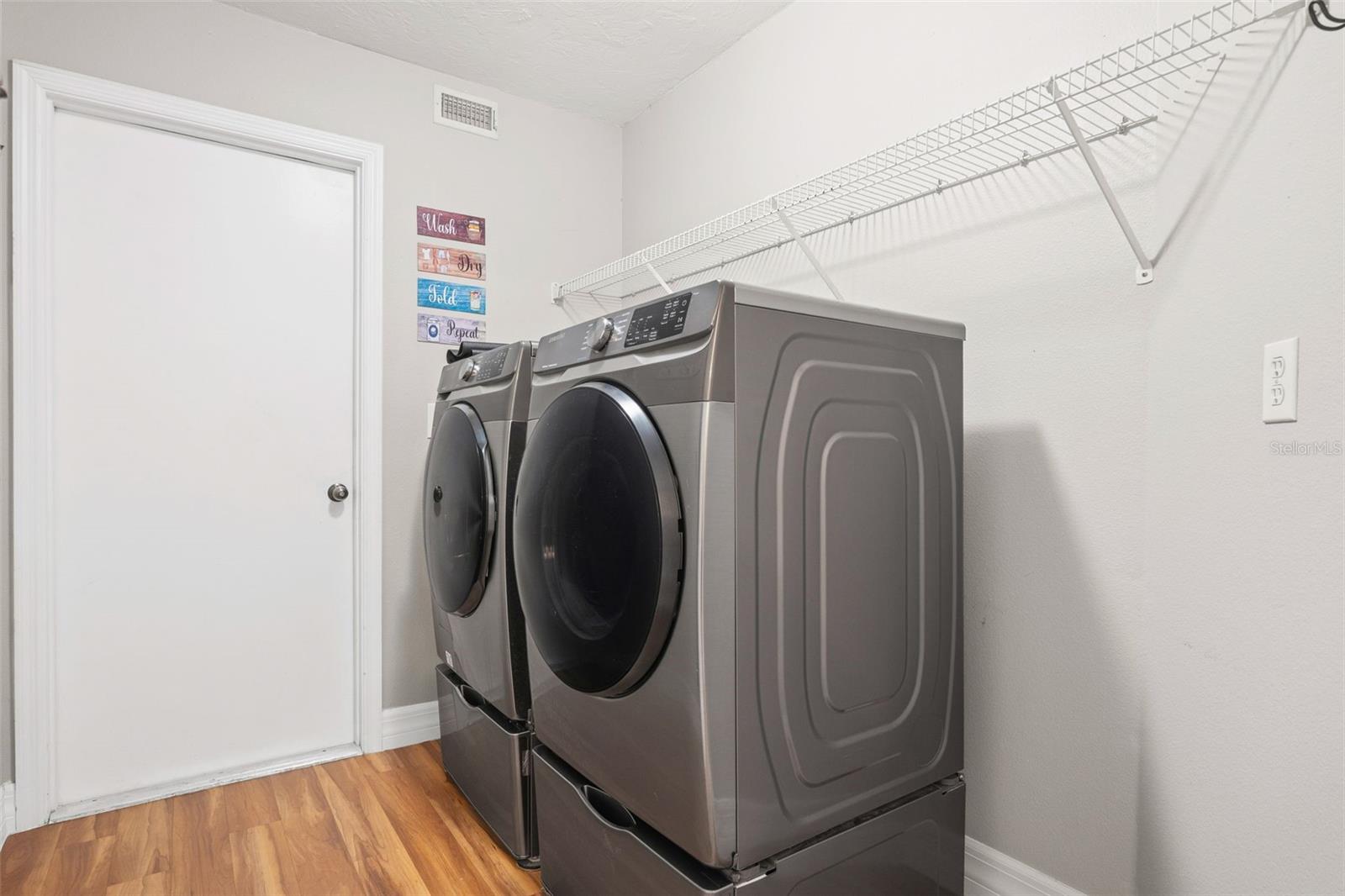 Image 34 of 60 For 5309 Gardens Drive