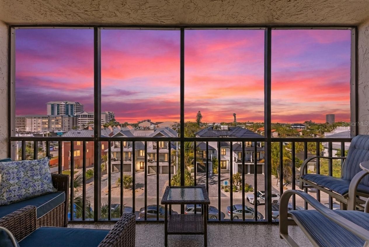 Image 21 of 56 For 1001 Benjamin Franklin Drive 503