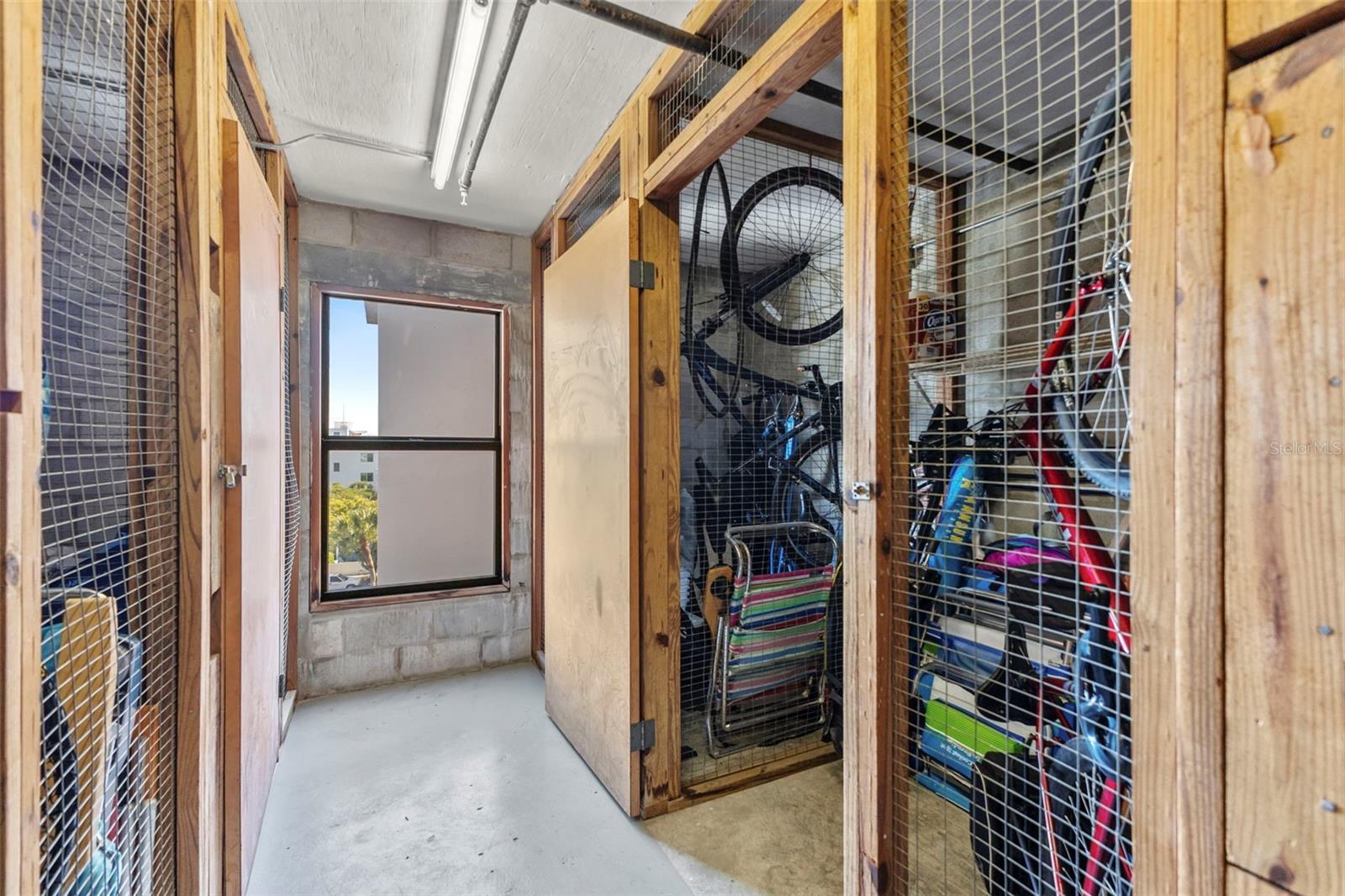 Image 45 of 56 For 1001 Benjamin Franklin Drive 503