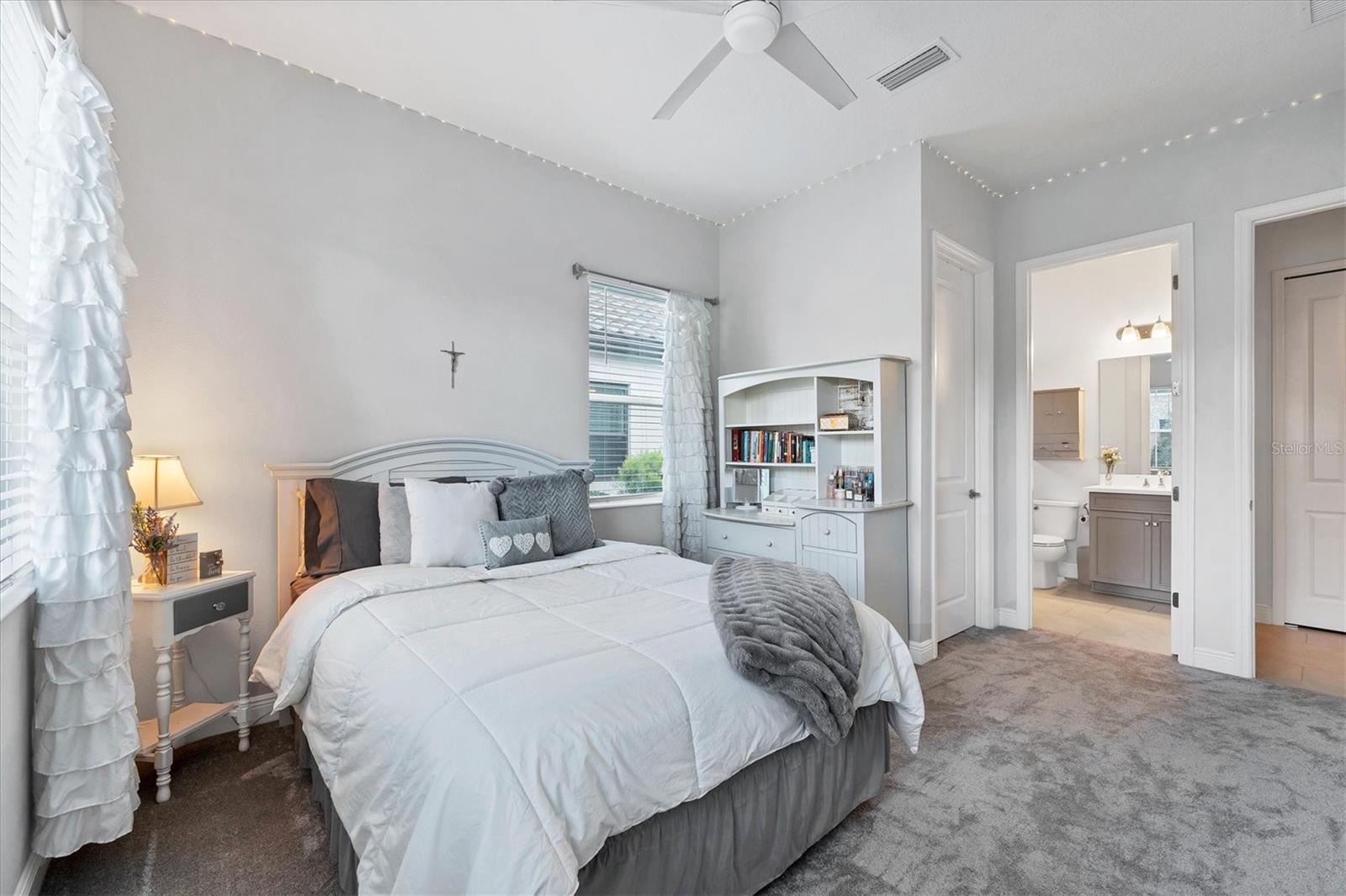 Image 29 of 73 For 13306 Deep Blue Place