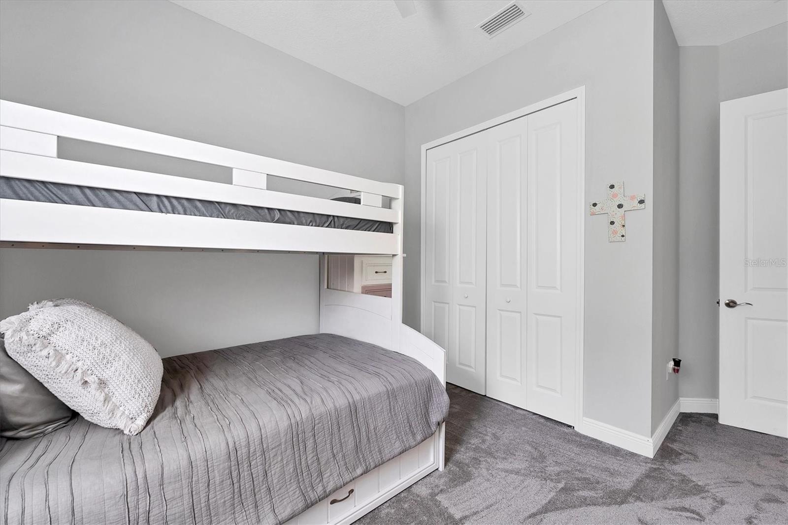 Image 32 of 73 For 13306 Deep Blue Place