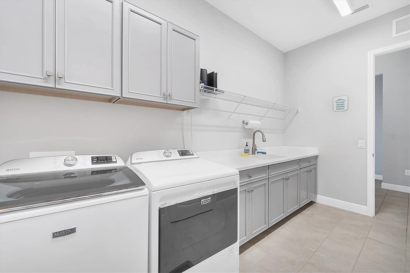 Image 40 of 73 For 13306 Deep Blue Place