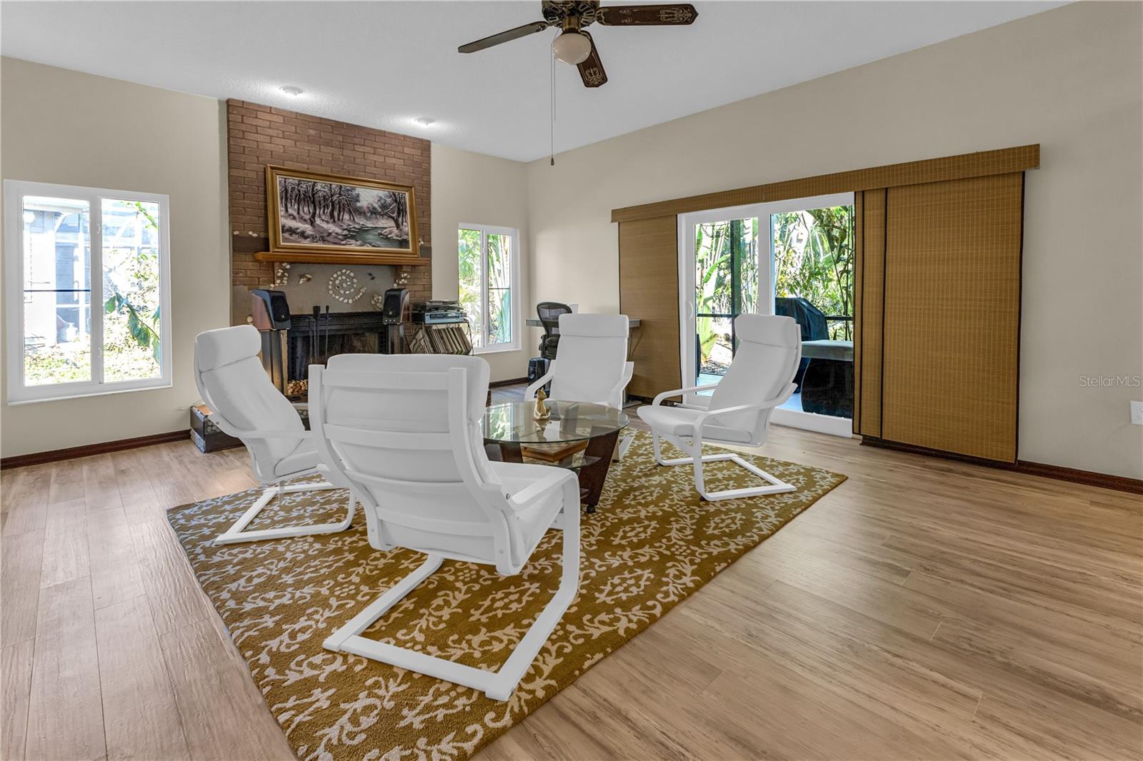 Image 17 of 48 For 1035 Sirus Trail