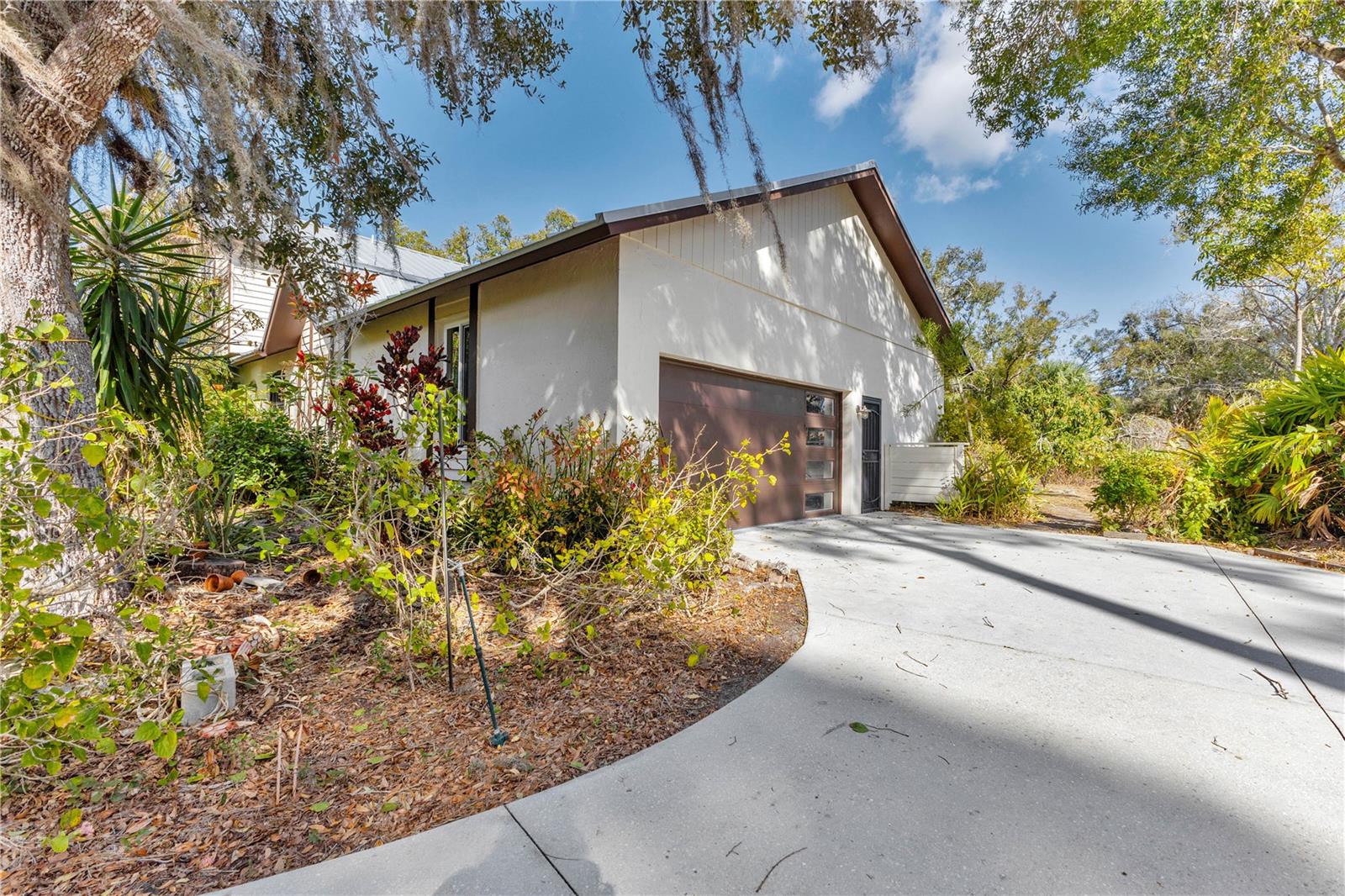 Image 40 of 48 For 1035 Sirus Trail