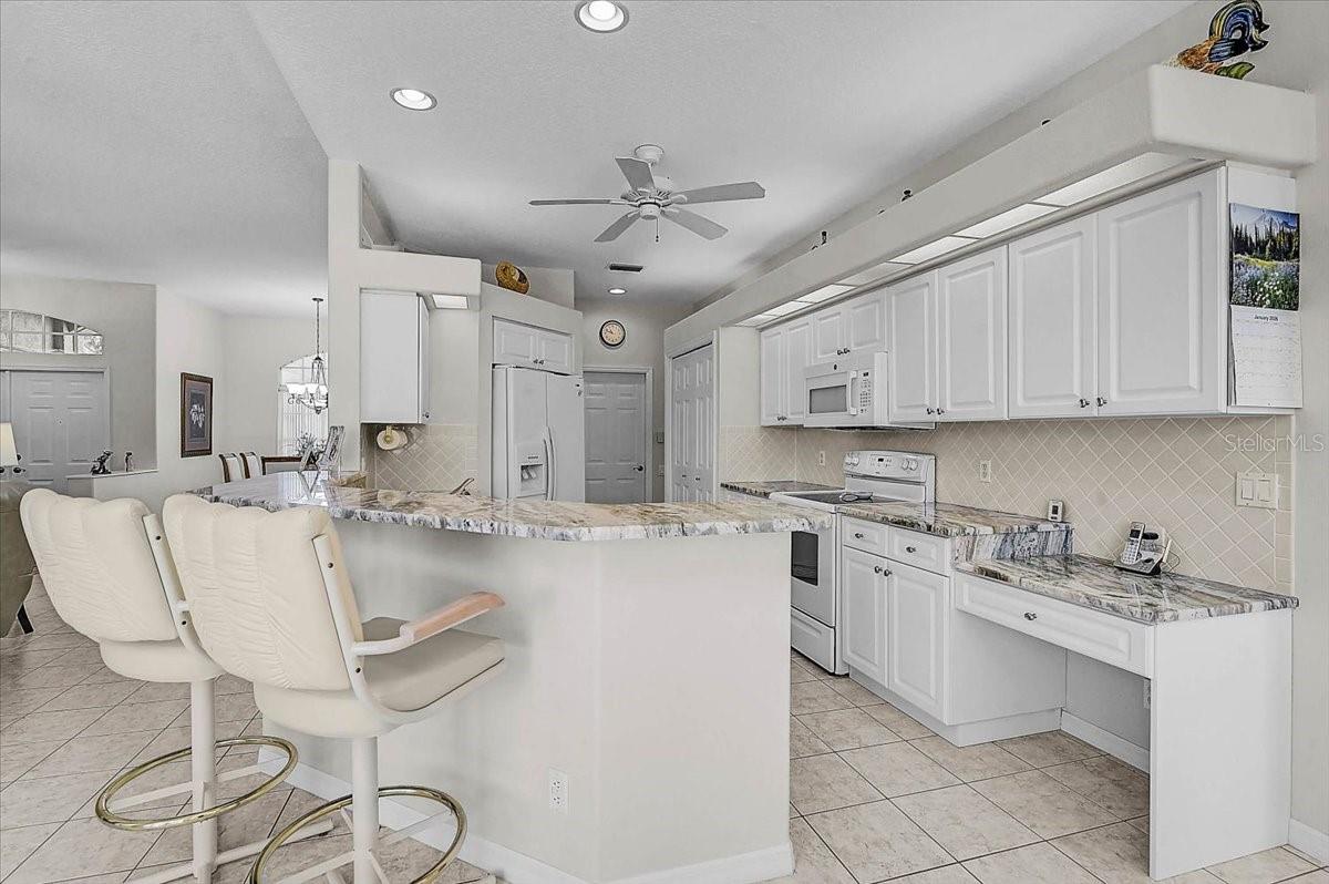 Image 11 of 39 For 2115 Muskogee Trail