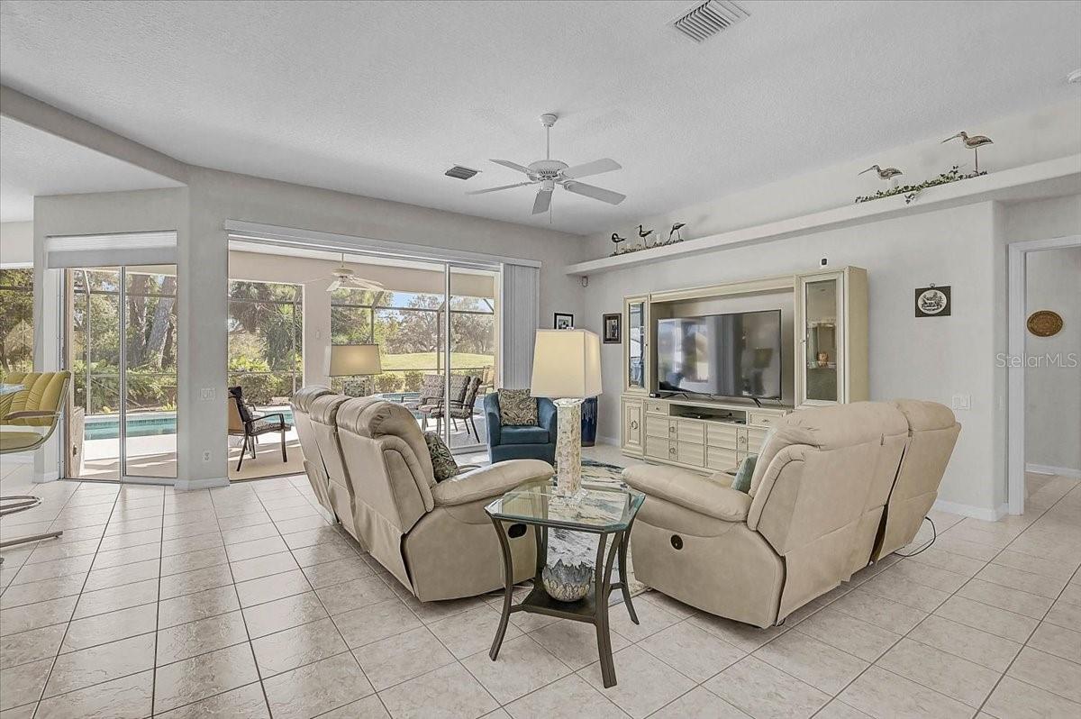 Image 5 of 39 For 2115 Muskogee Trail