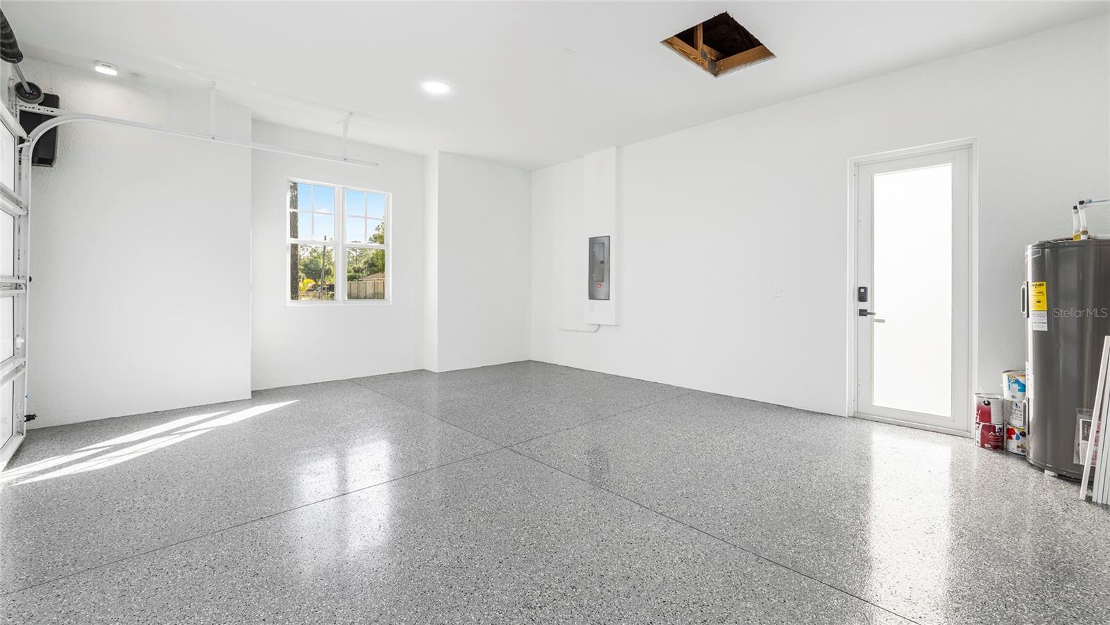 Image 35 of 54 For 1687 19th Street Sw