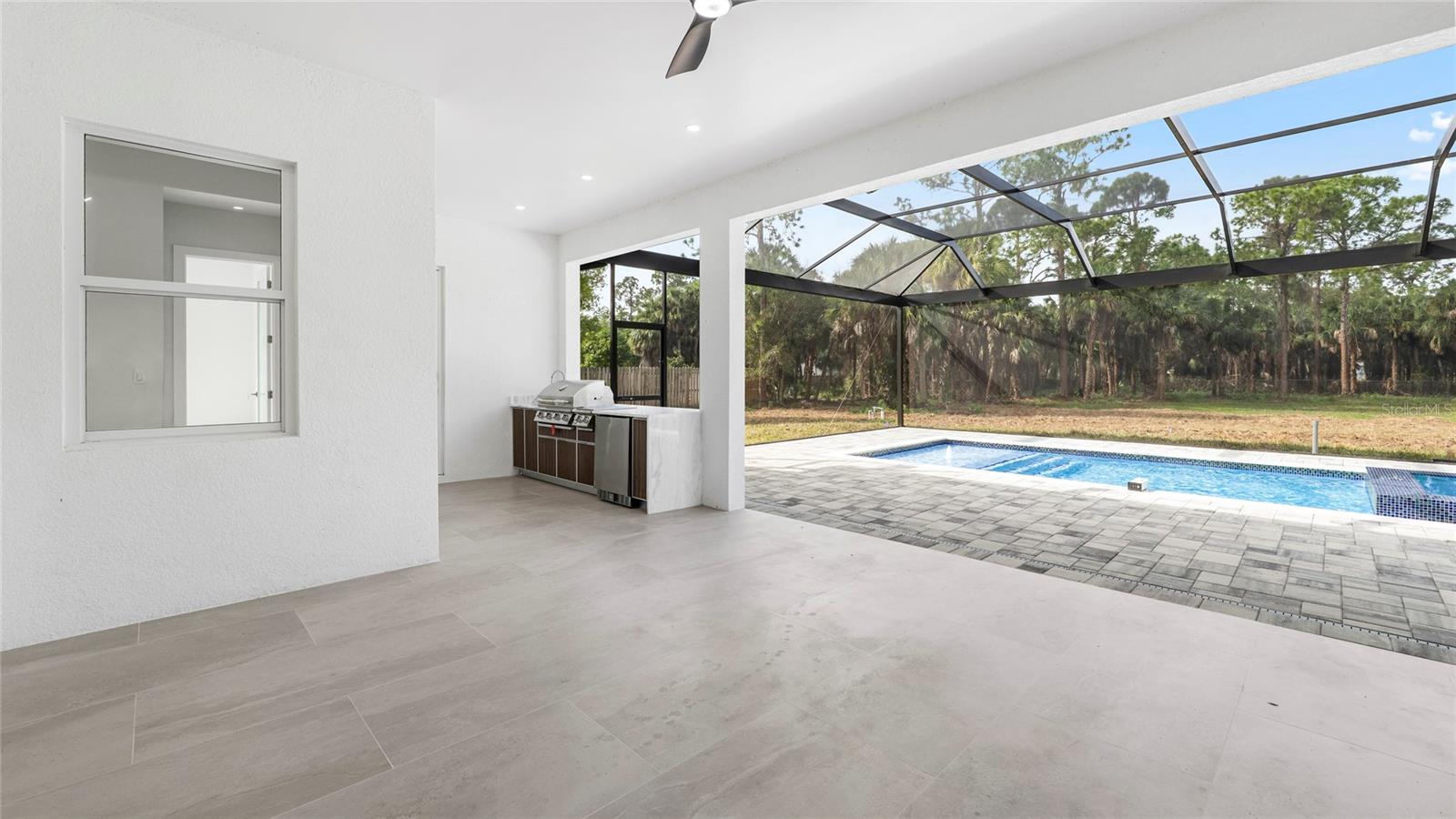 Image 38 of 54 For 1687 19th Street Sw