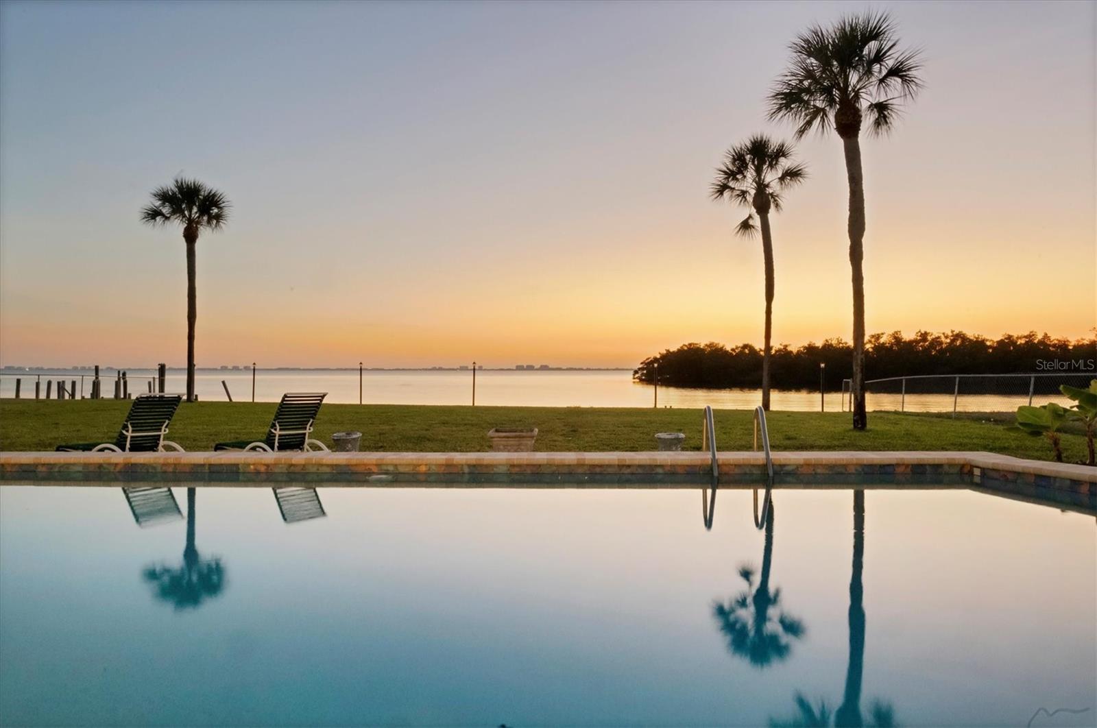 Details for 7318 Westmoreland Drive, SARASOTA, FL 34243