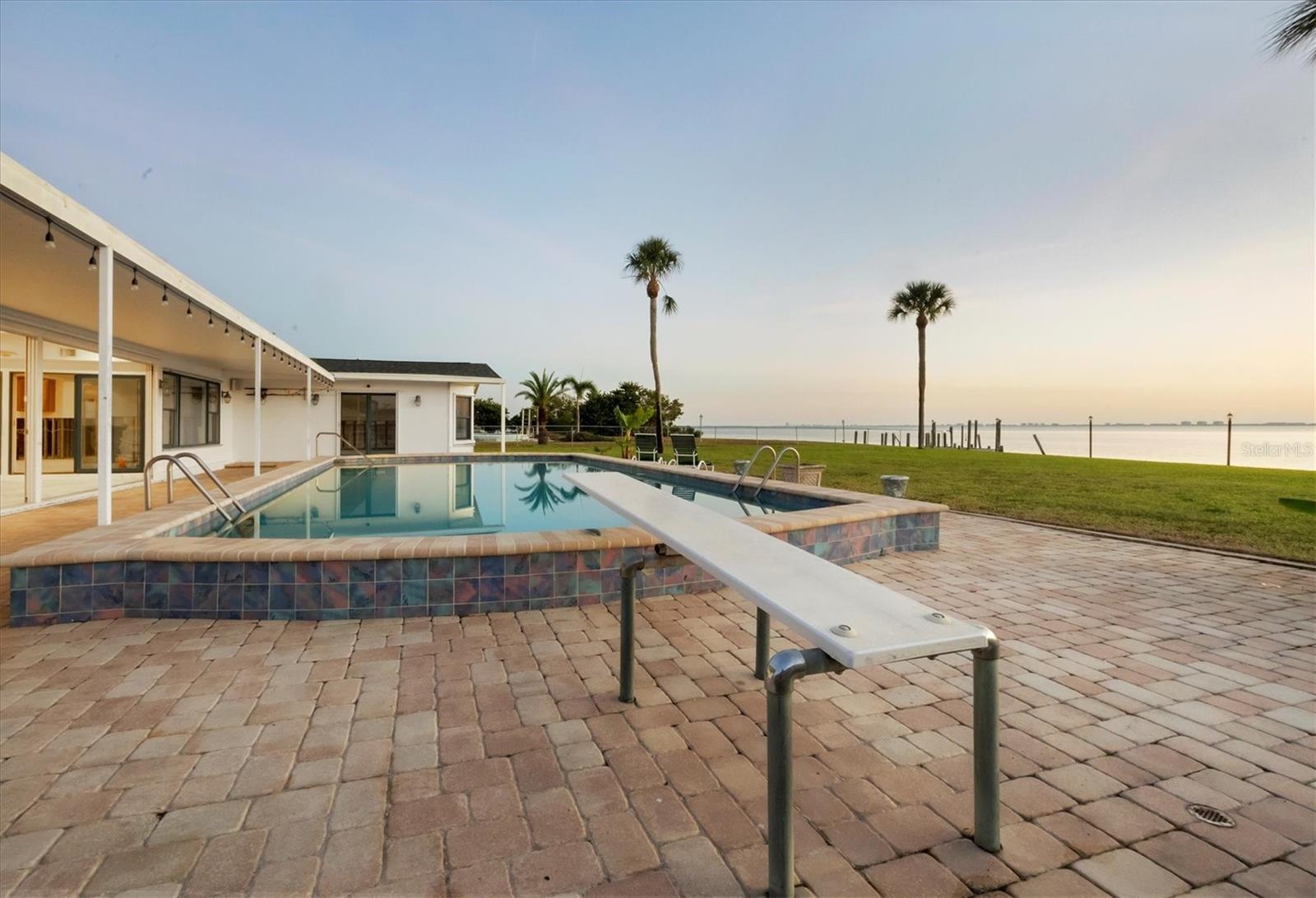 Image 11 of 37 For 7318 Westmoreland Drive