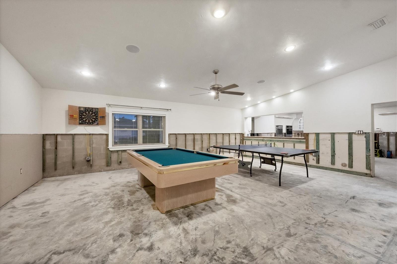 Image 21 of 37 For 7318 Westmoreland Drive