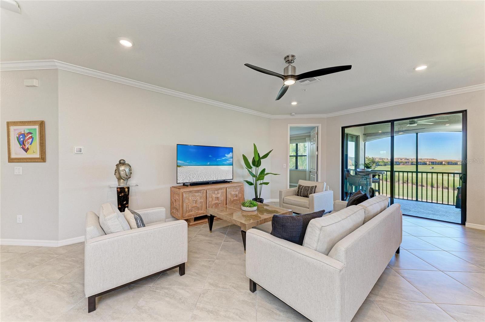 Image 11 of 74 For 6076 Worsham Lane 103