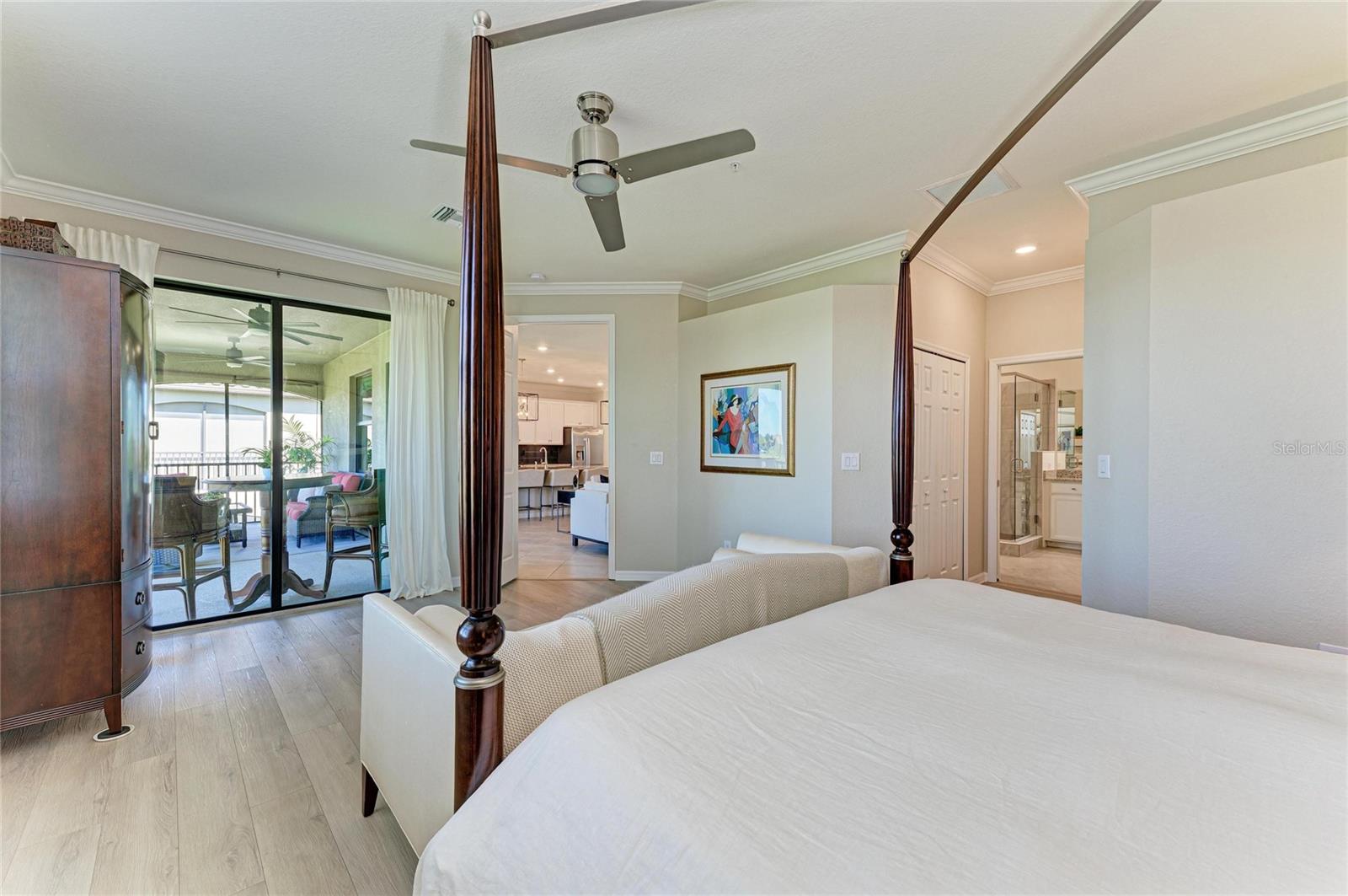 Image 25 of 74 For 6076 Worsham Lane 103