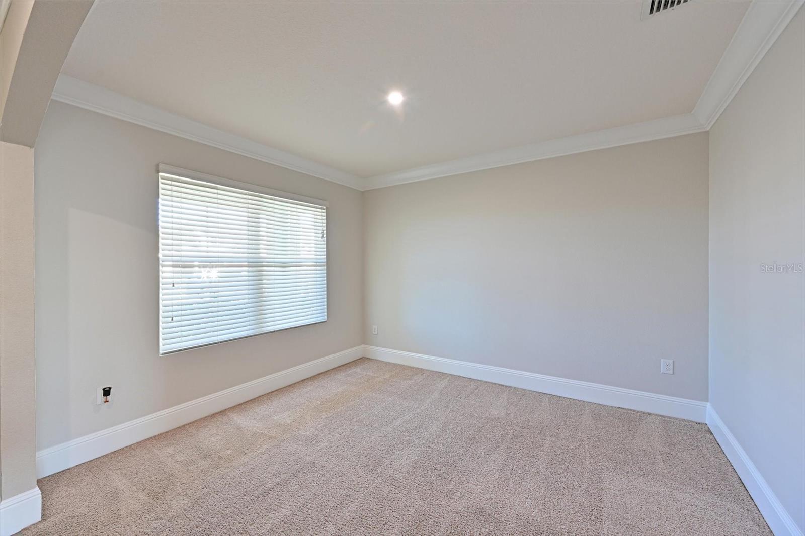 Image 23 of 51 For 15236 Peaceful Bull Place