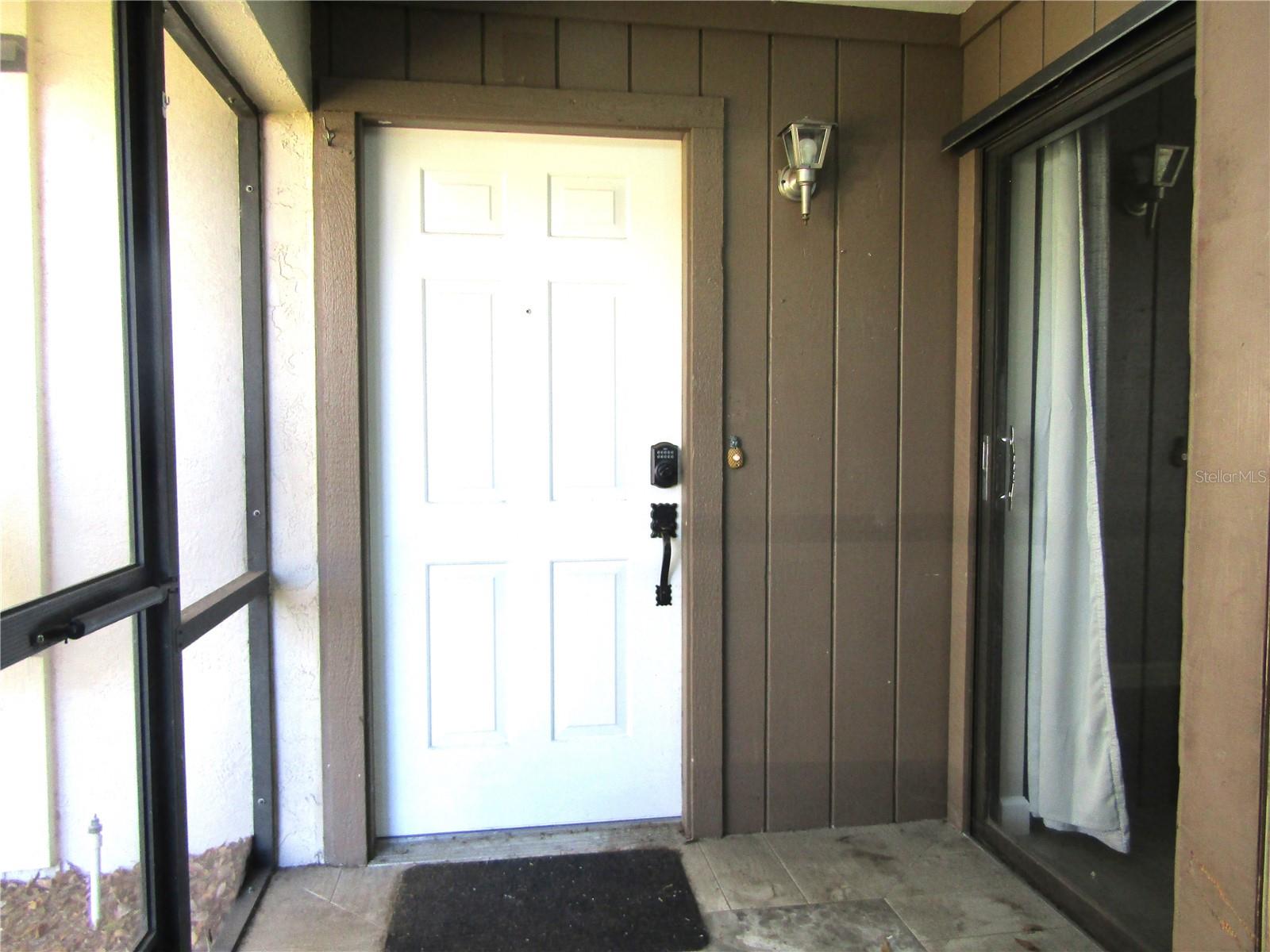 Image 4 of 27 For 376 Oak Hill Drive 36