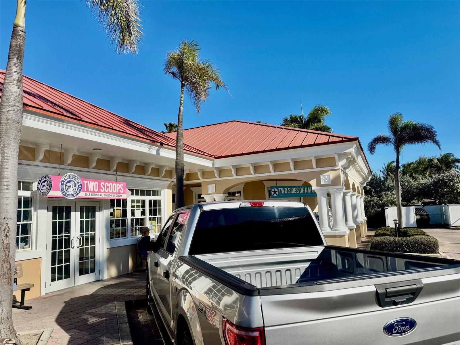 Image 14 of 16 For 101 Pine Avenue