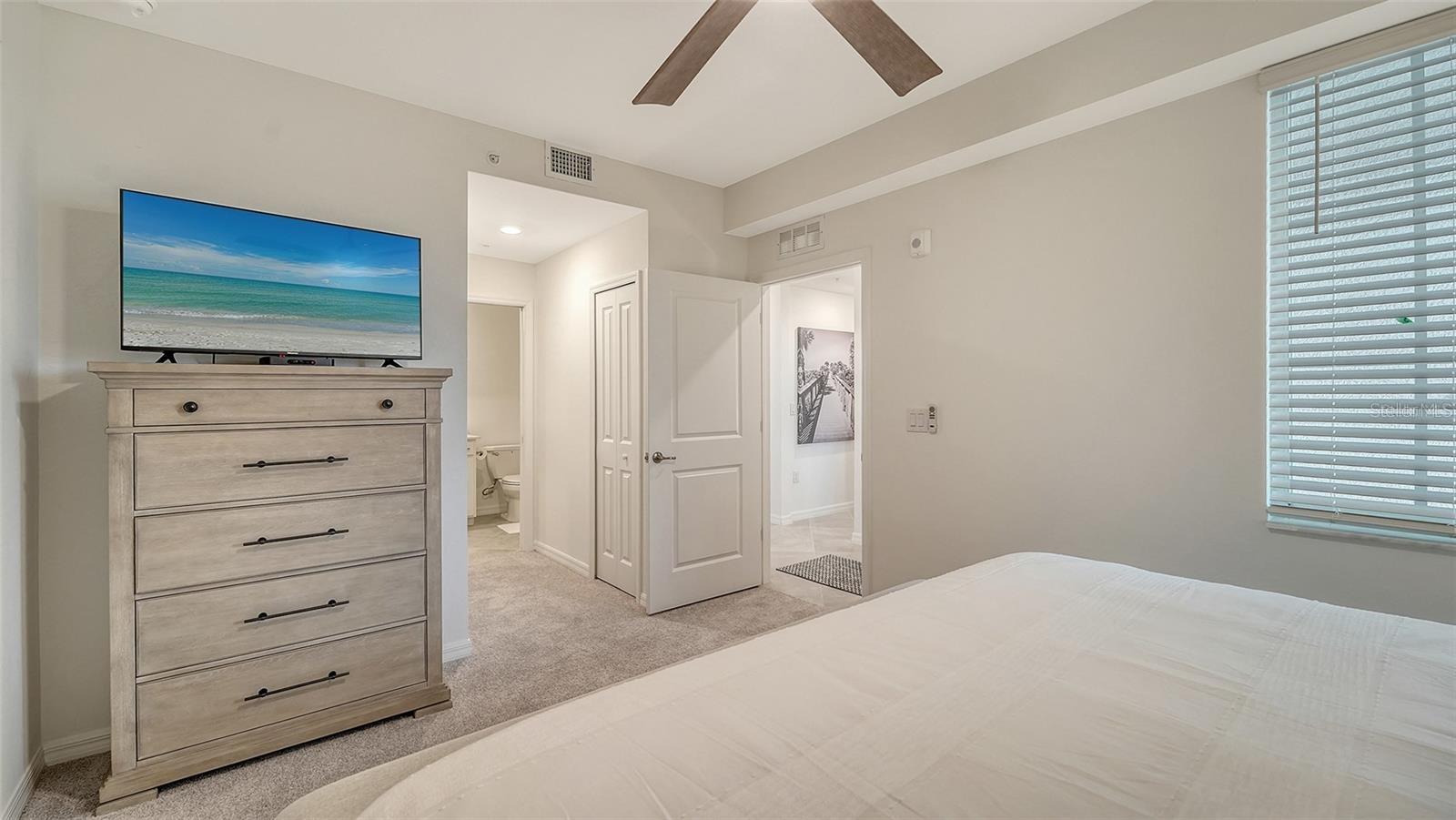 Image 25 of 92 For 12180 Wellen Golf Street 203