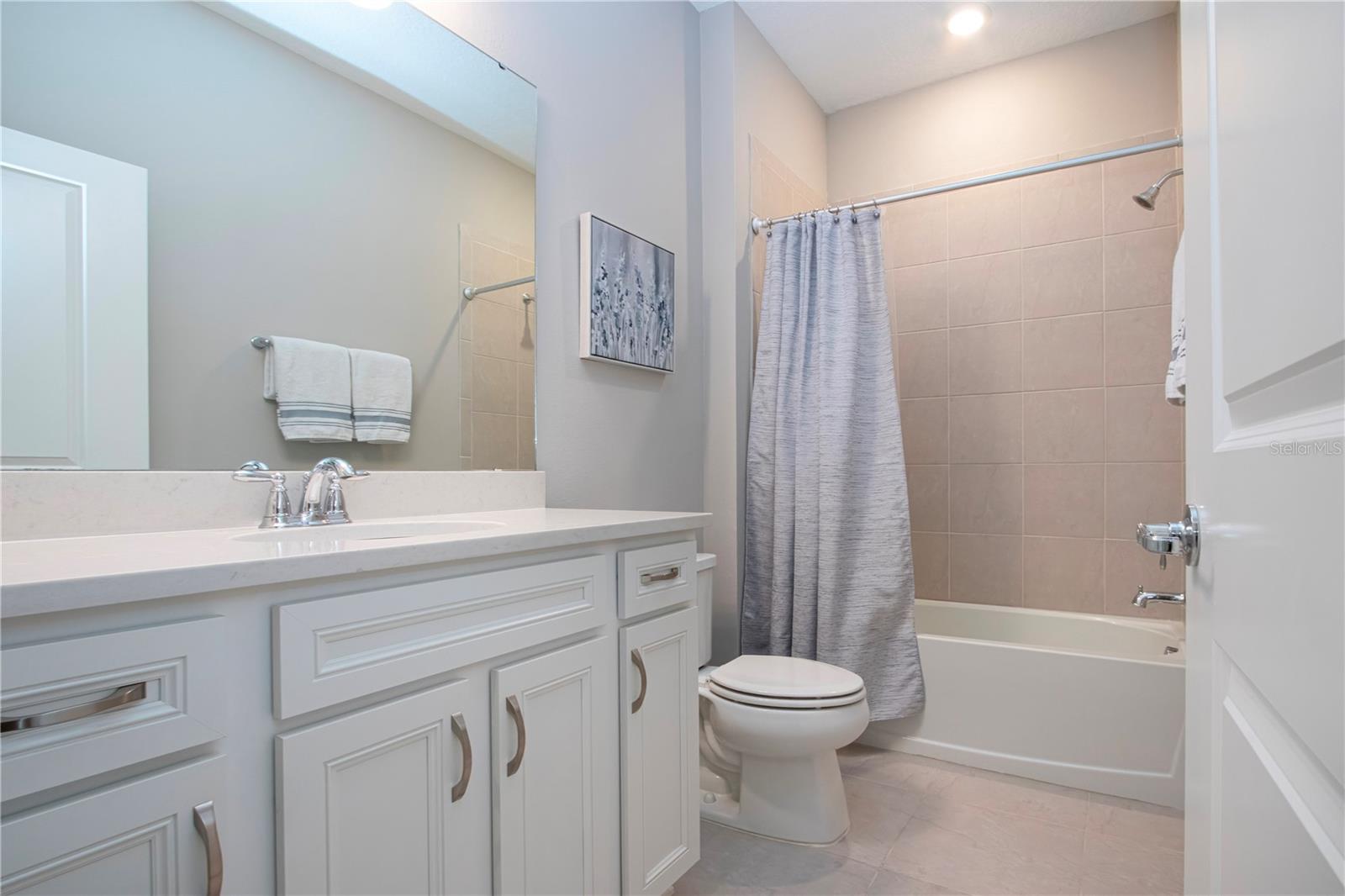 Image 36 of 75 For 8333 Ocean Tides Cove